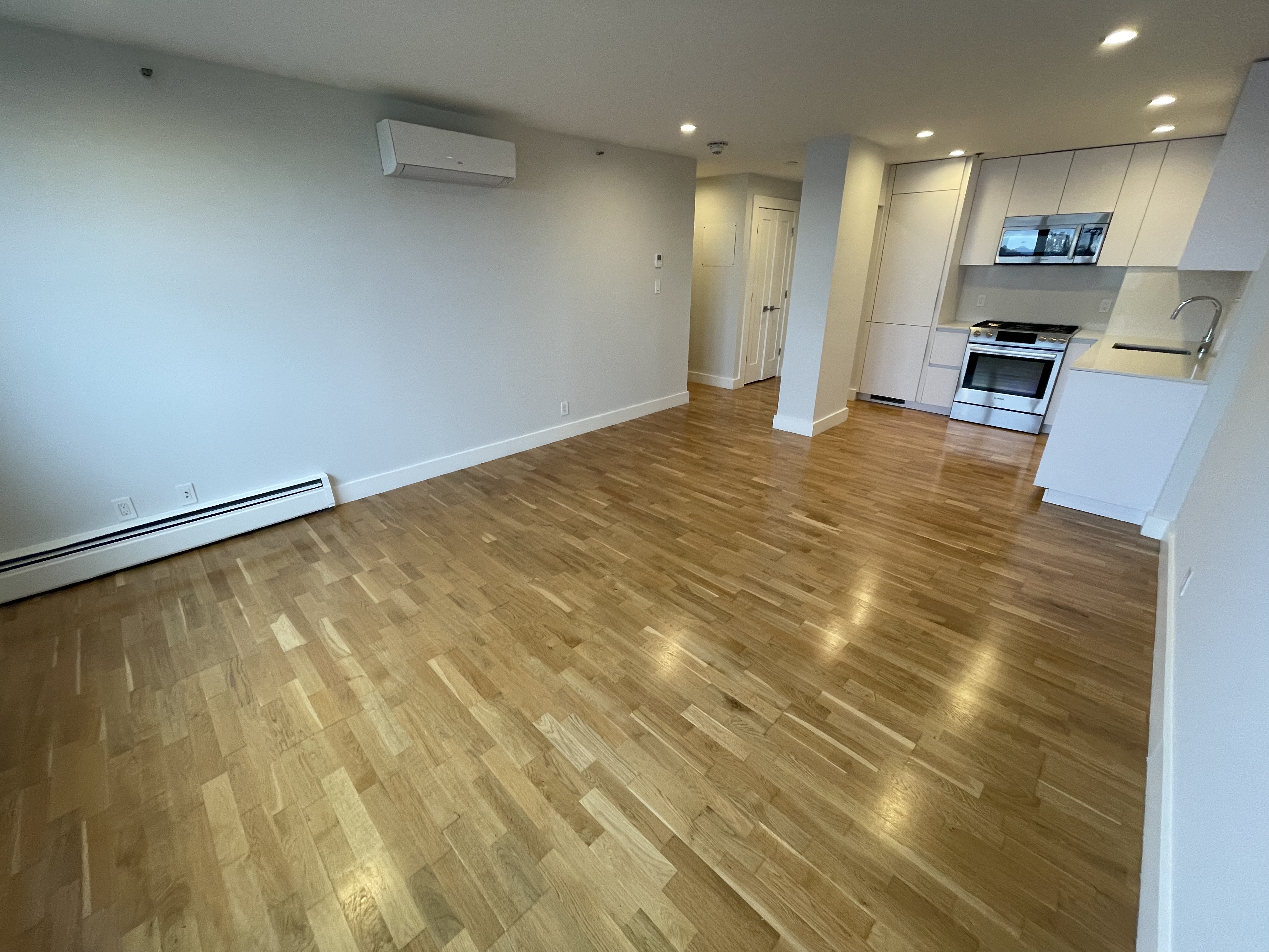 1410 Columbia Rd, South Boston