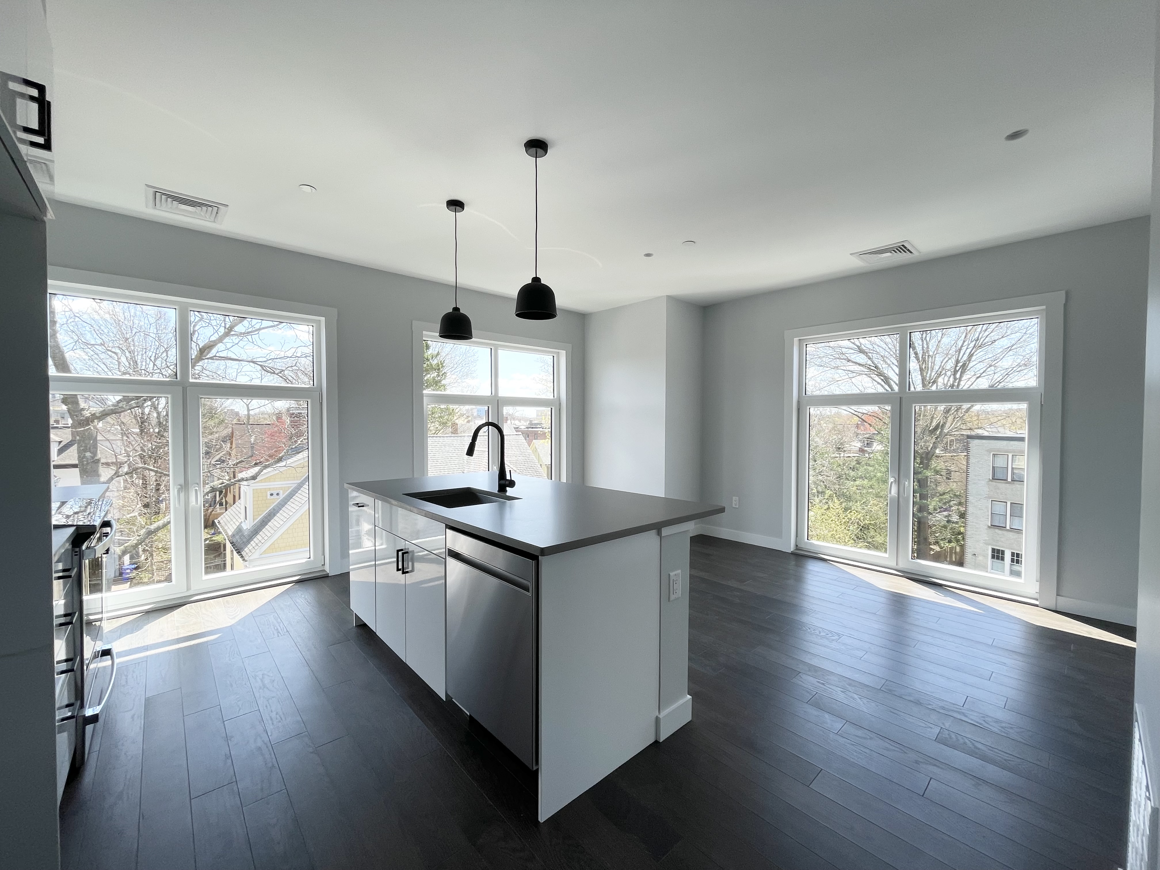 54 Auburn St, Coolidge Corner