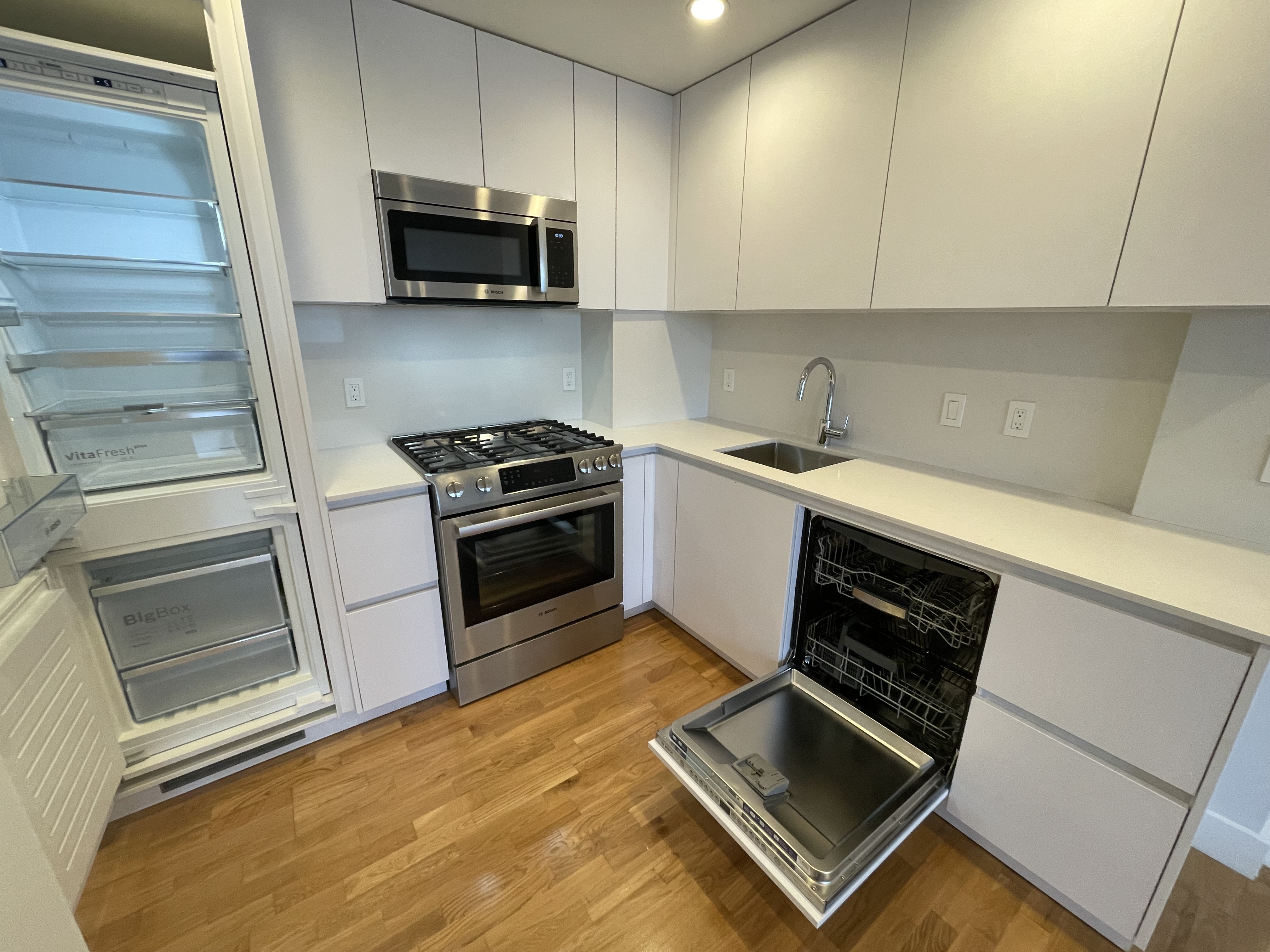 1410 Columbia Rd, South Boston