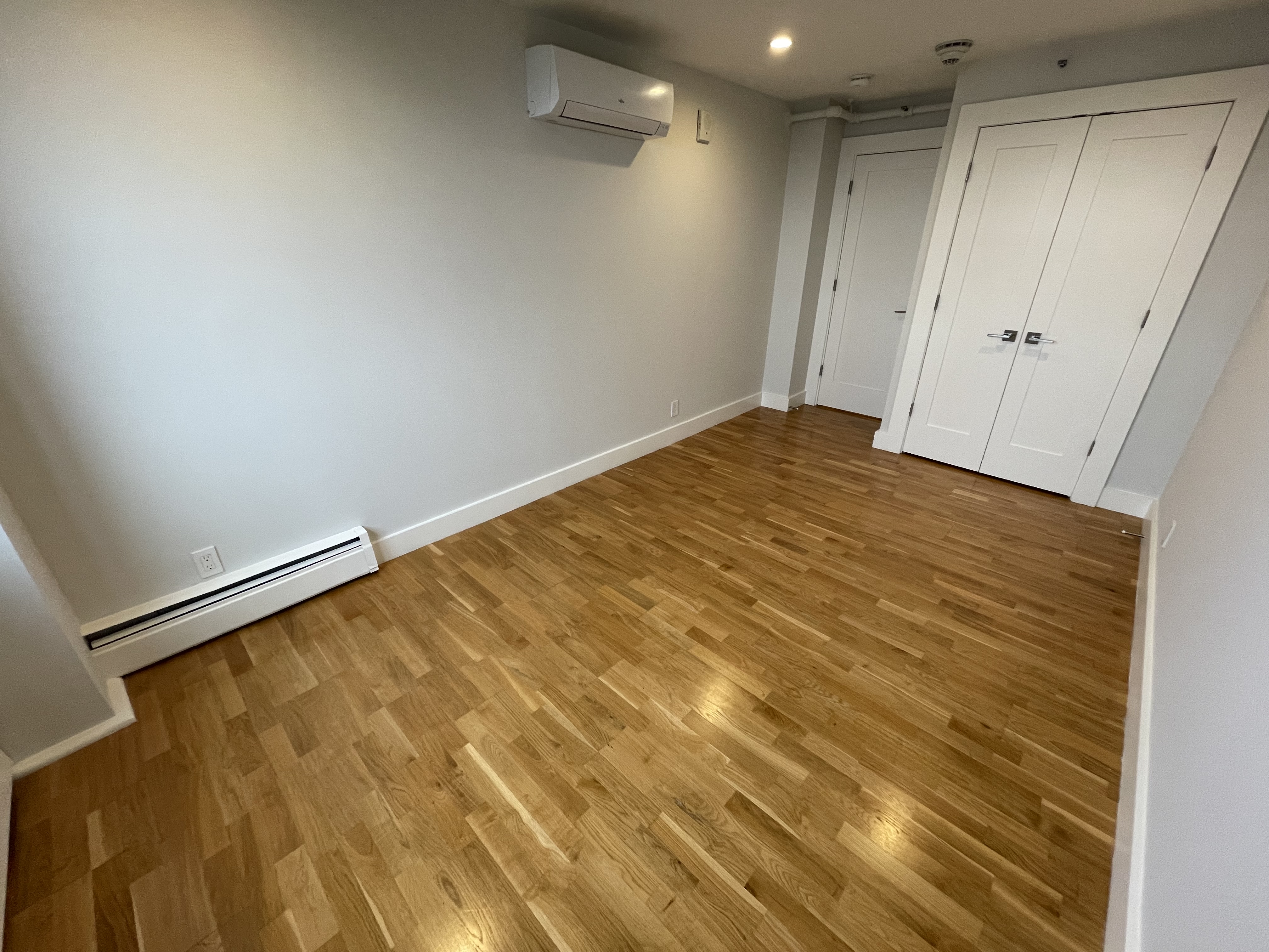 1410 Columbia Rd, South Boston