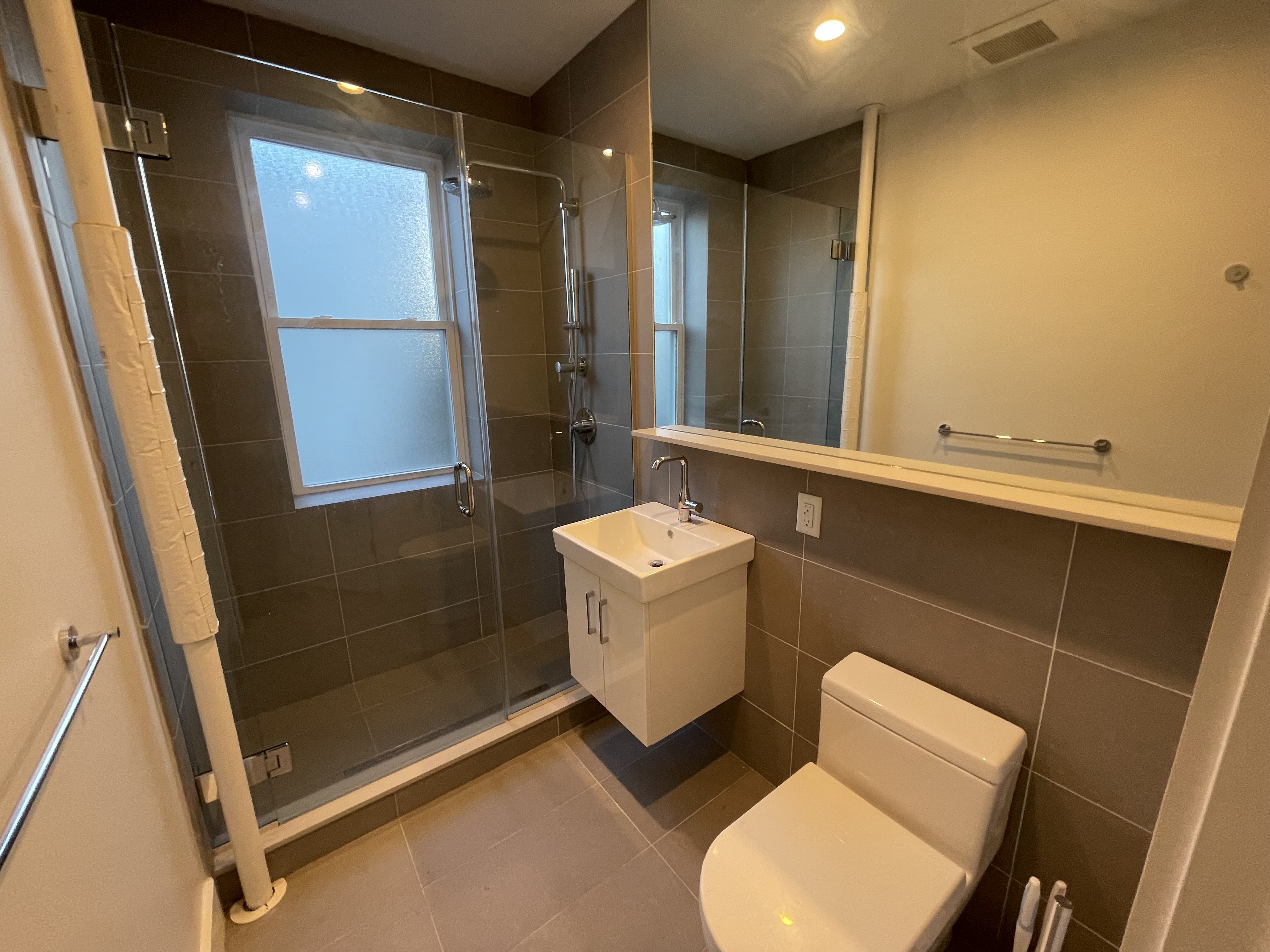 136 Highland Ave, Winter Hill