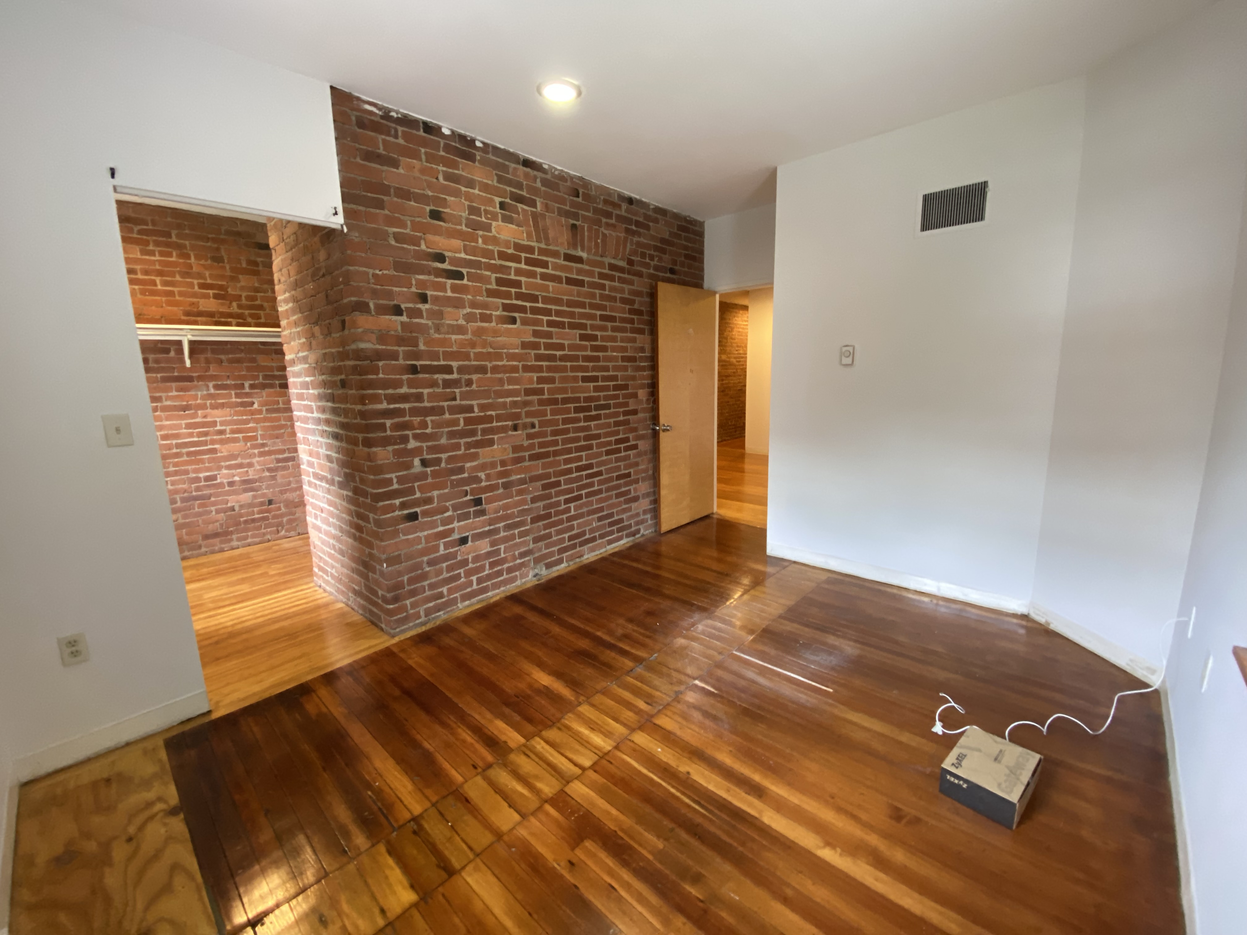 111 Gainsborough St, Fenway