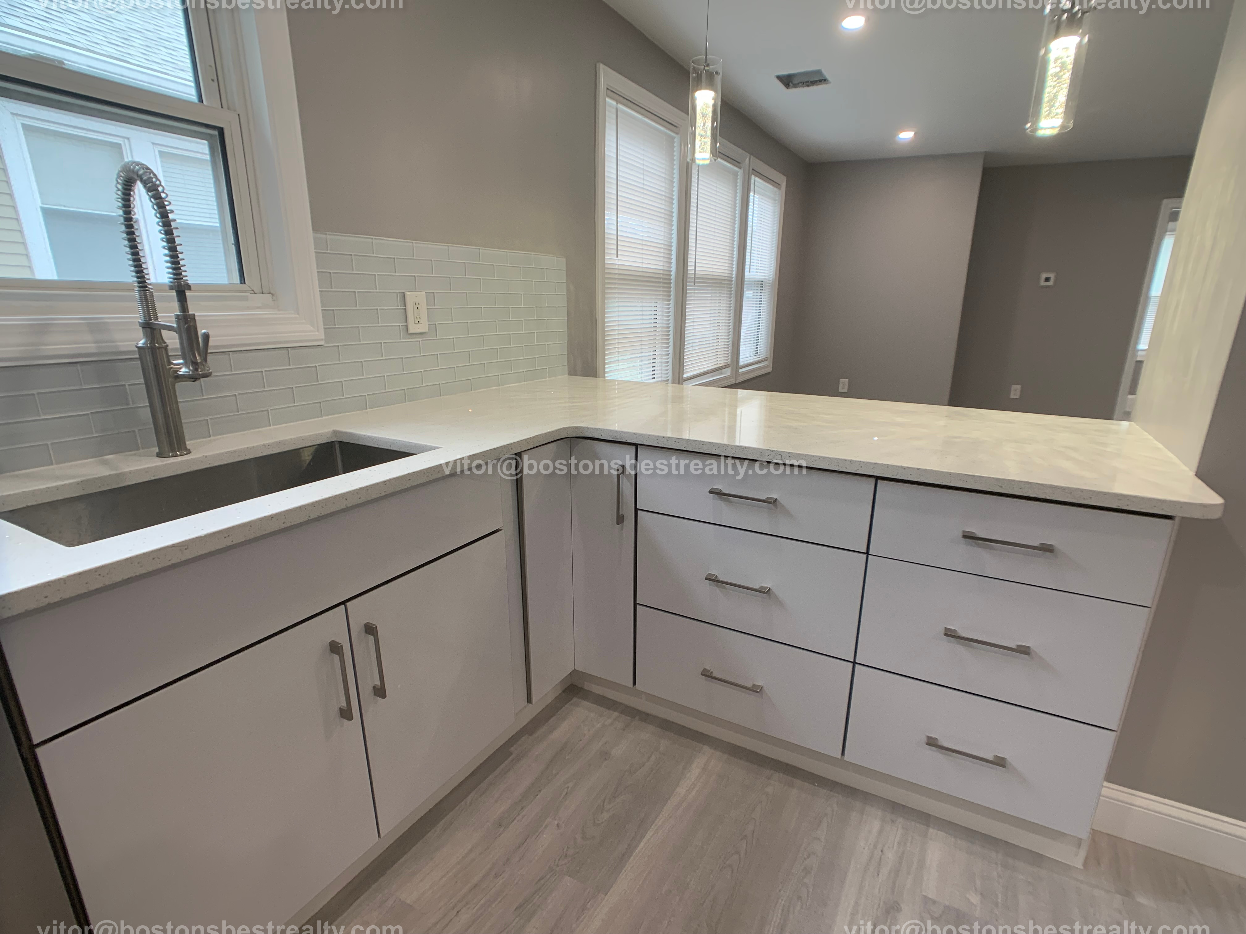 104 Nonantum St, Brighton