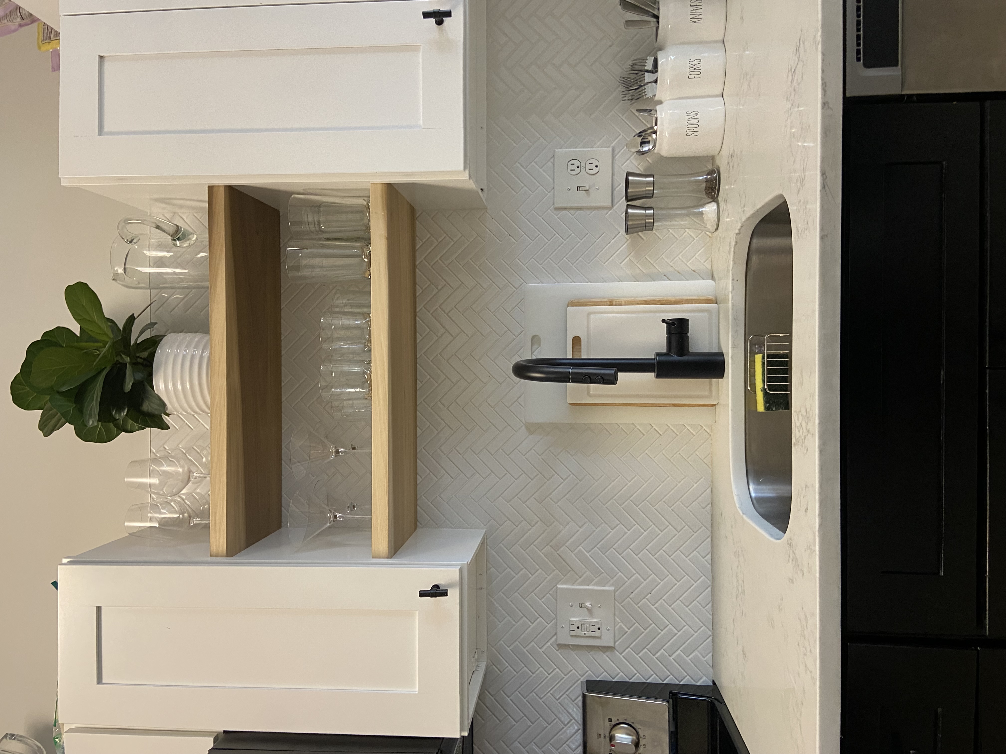 258 Bremen St, East Boston