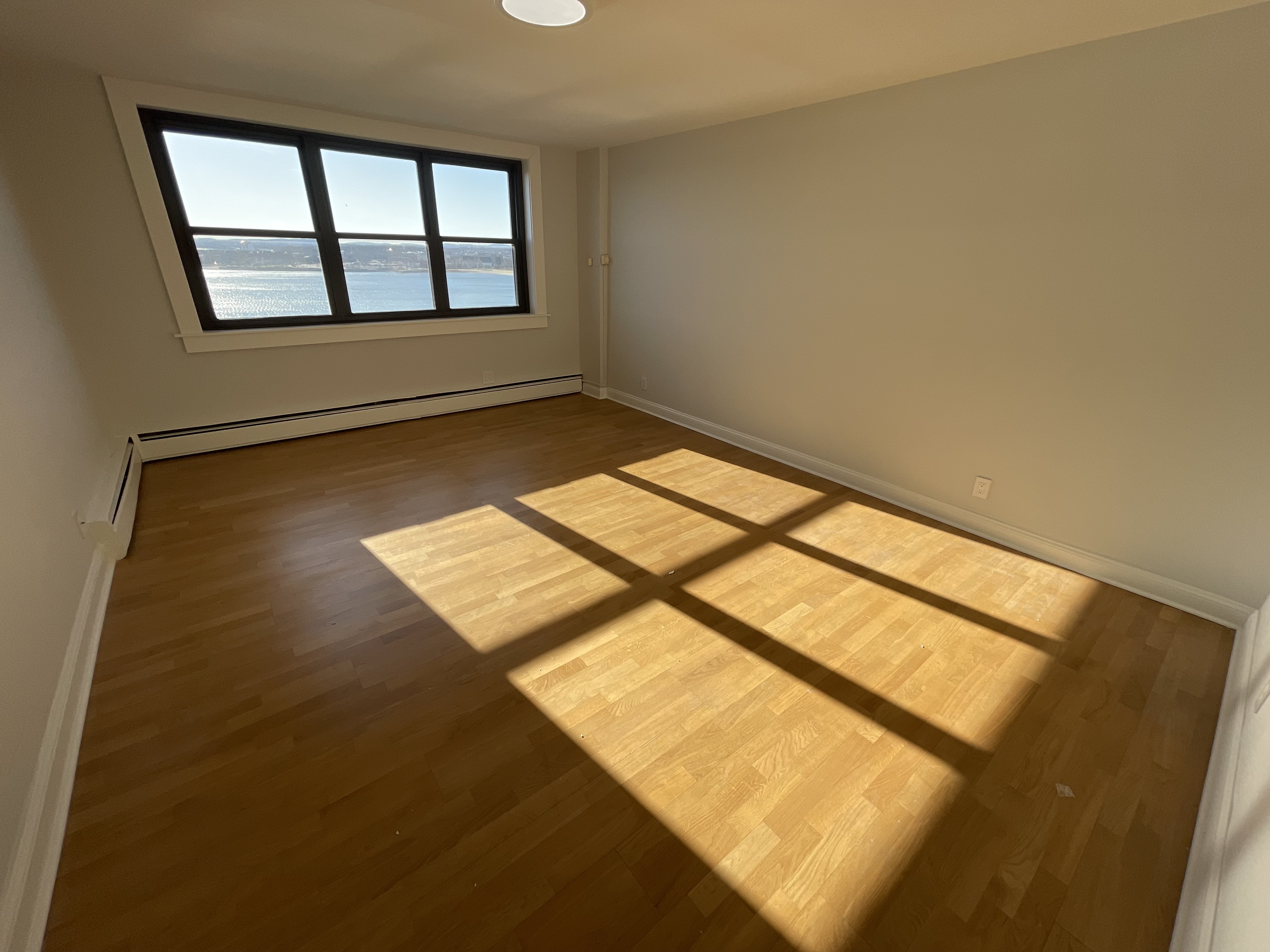 1410 Columbia Rd, South Boston