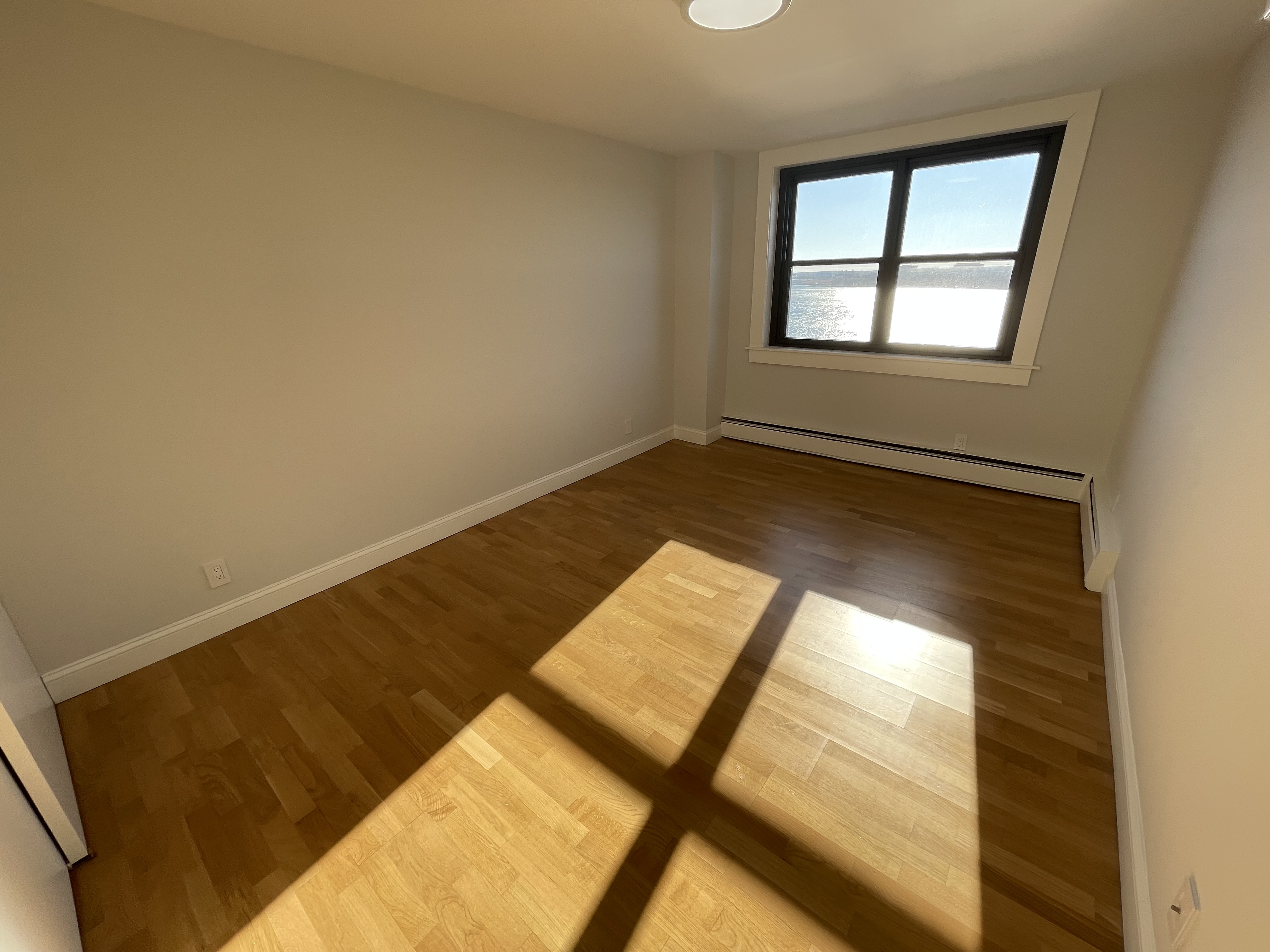 1410 Columbia Rd, South Boston