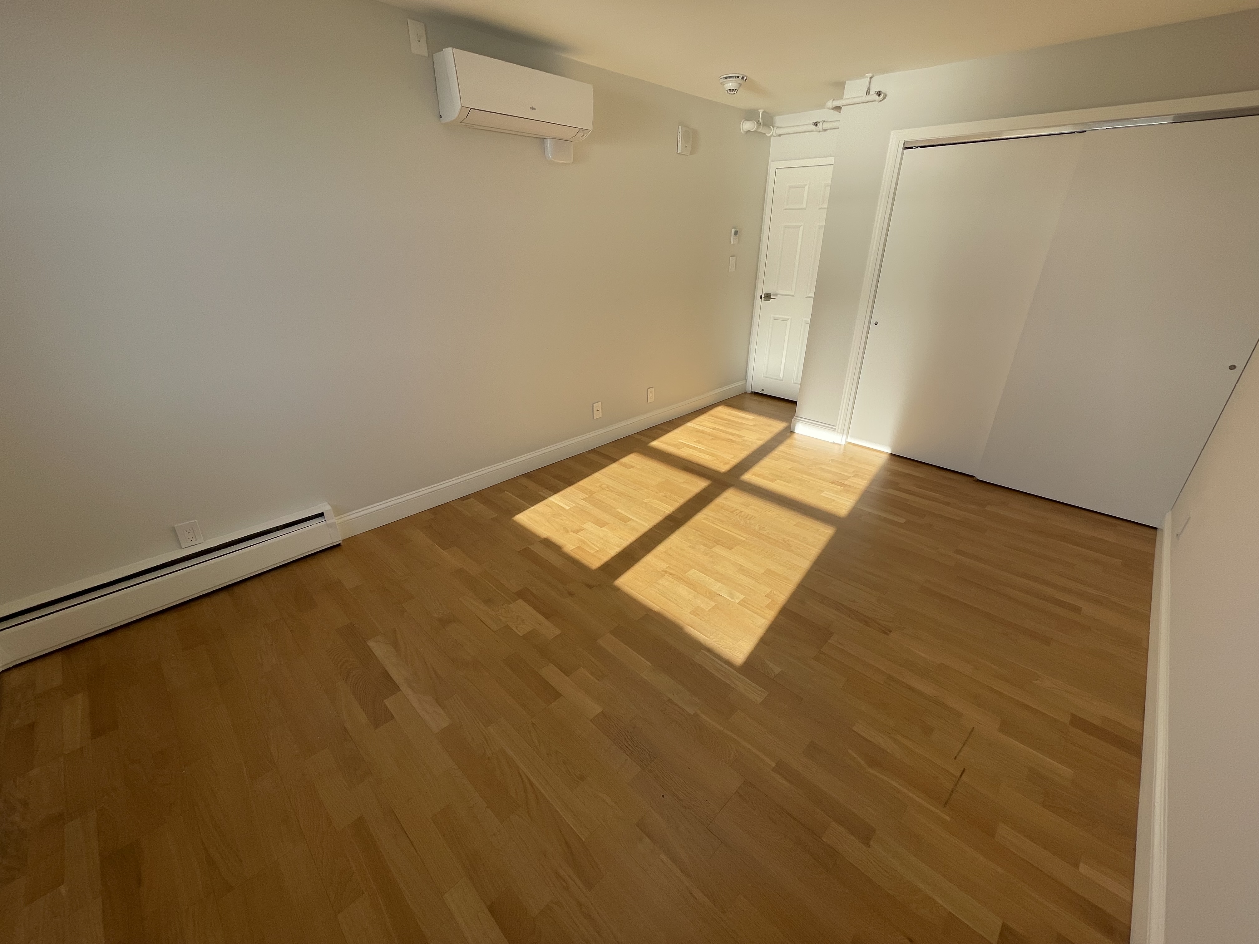 1410 Columbia Rd, South Boston