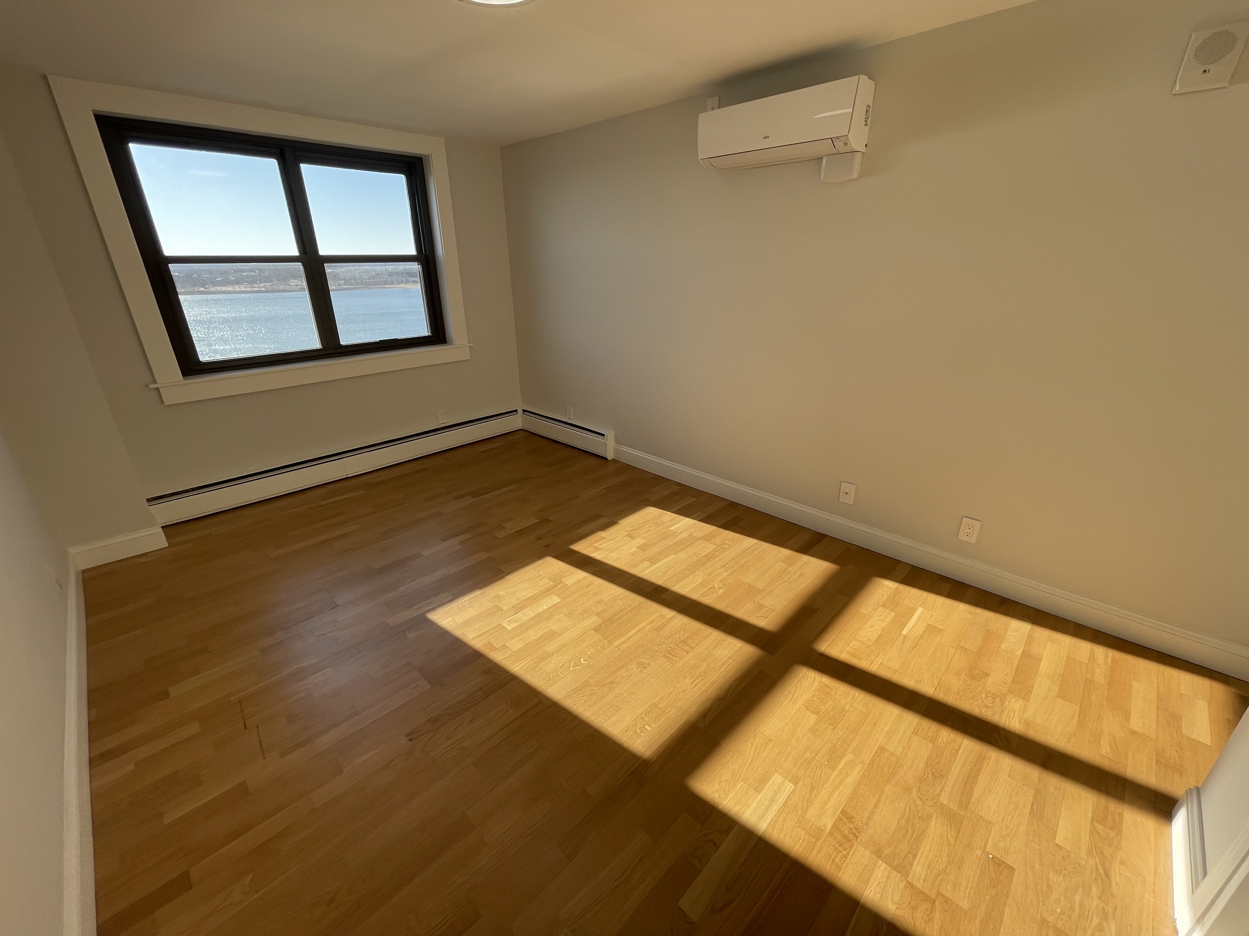 1410 Columbia Rd, South Boston