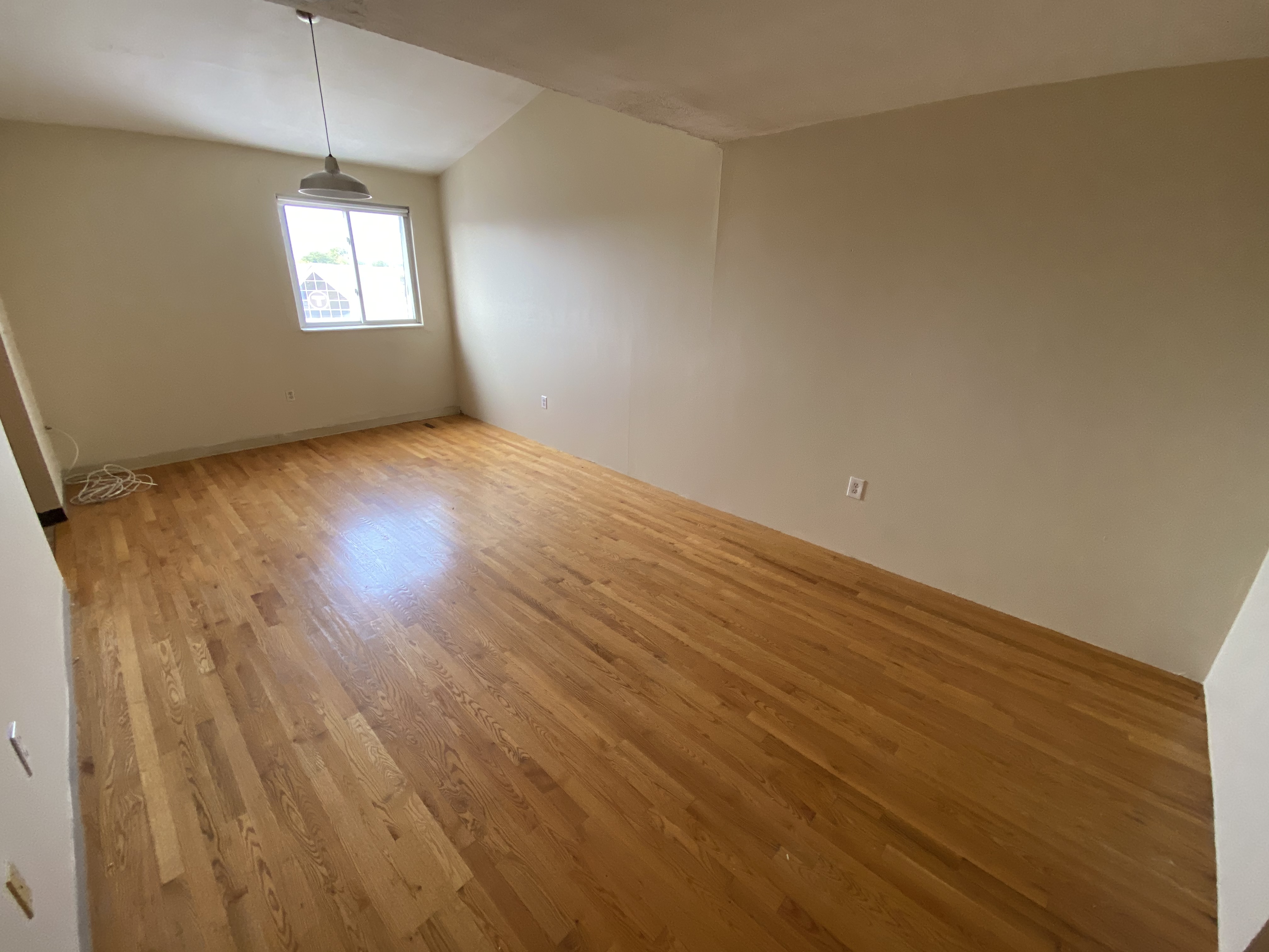 385 Dorchester St, South Boston