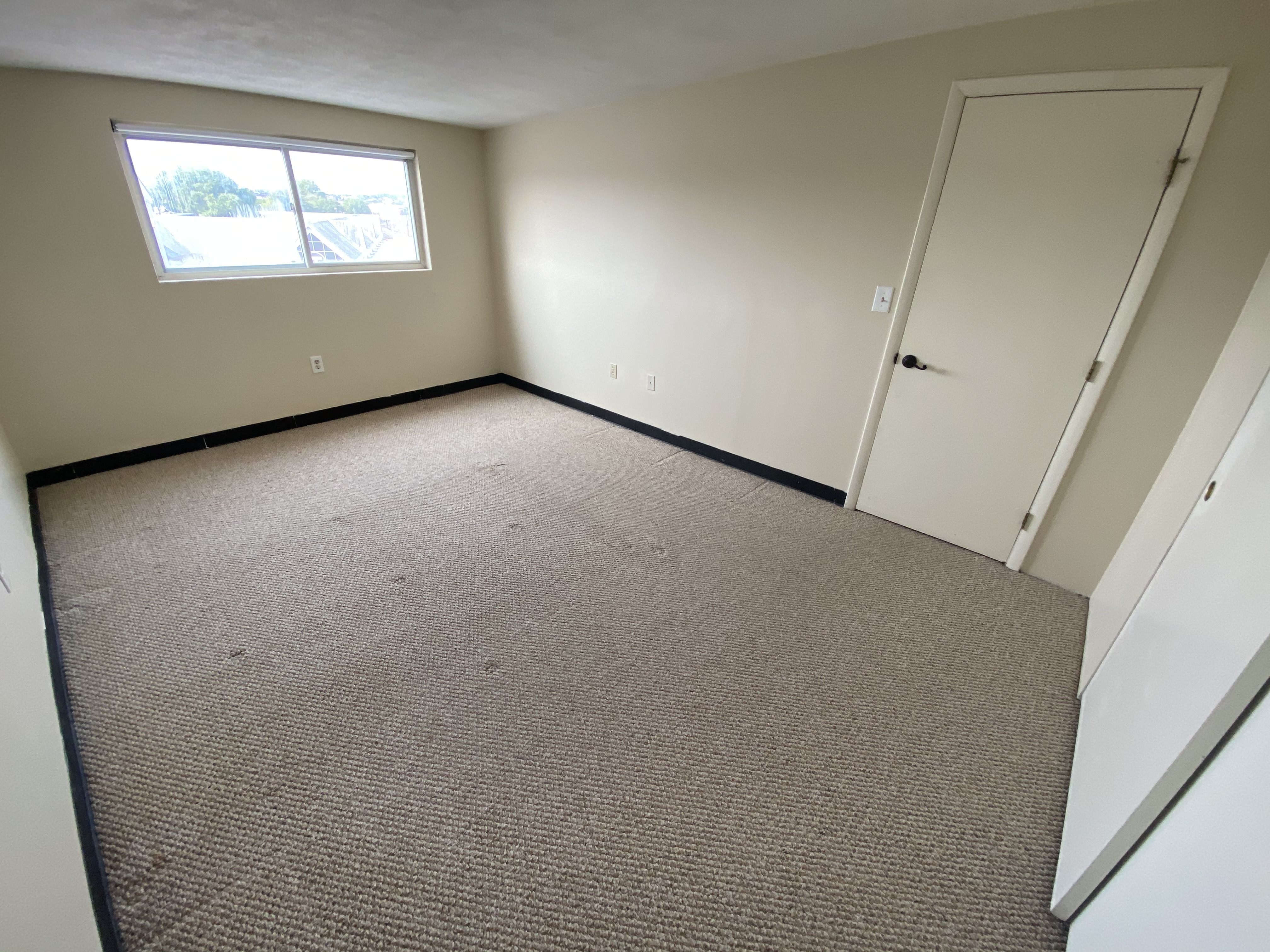 385 Dorchester St, South Boston