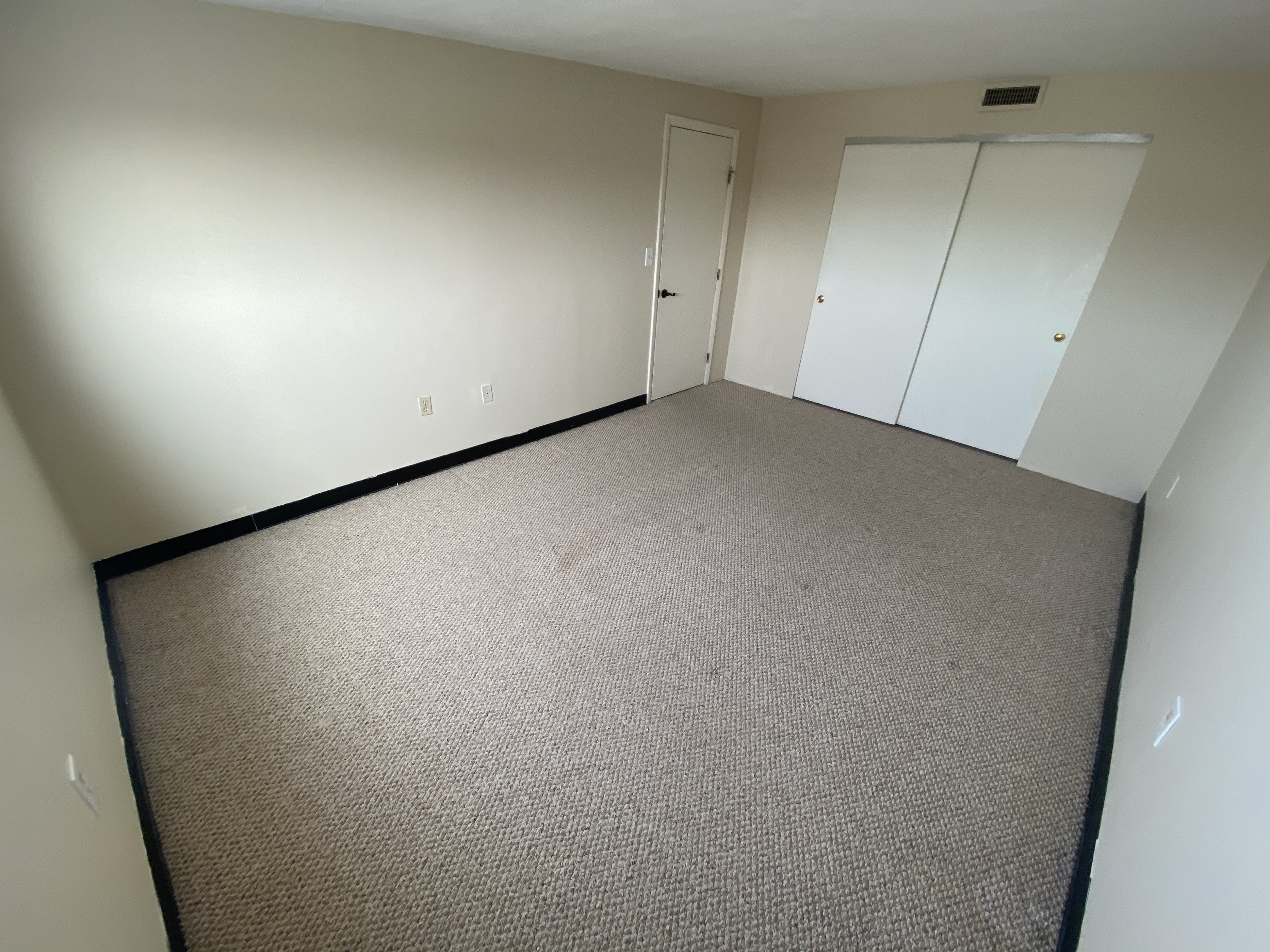 385 Dorchester St, South Boston