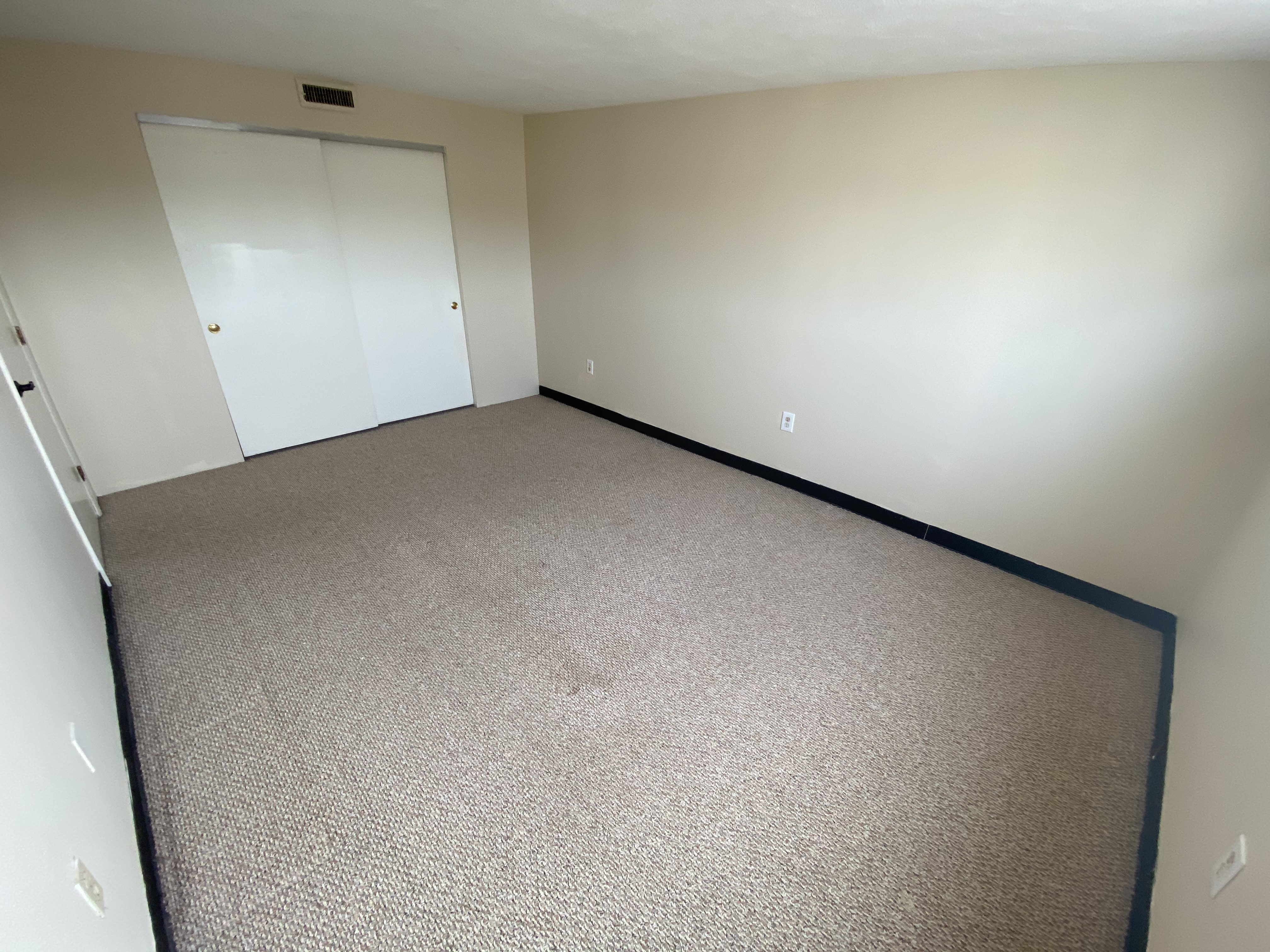 385 Dorchester St, South Boston