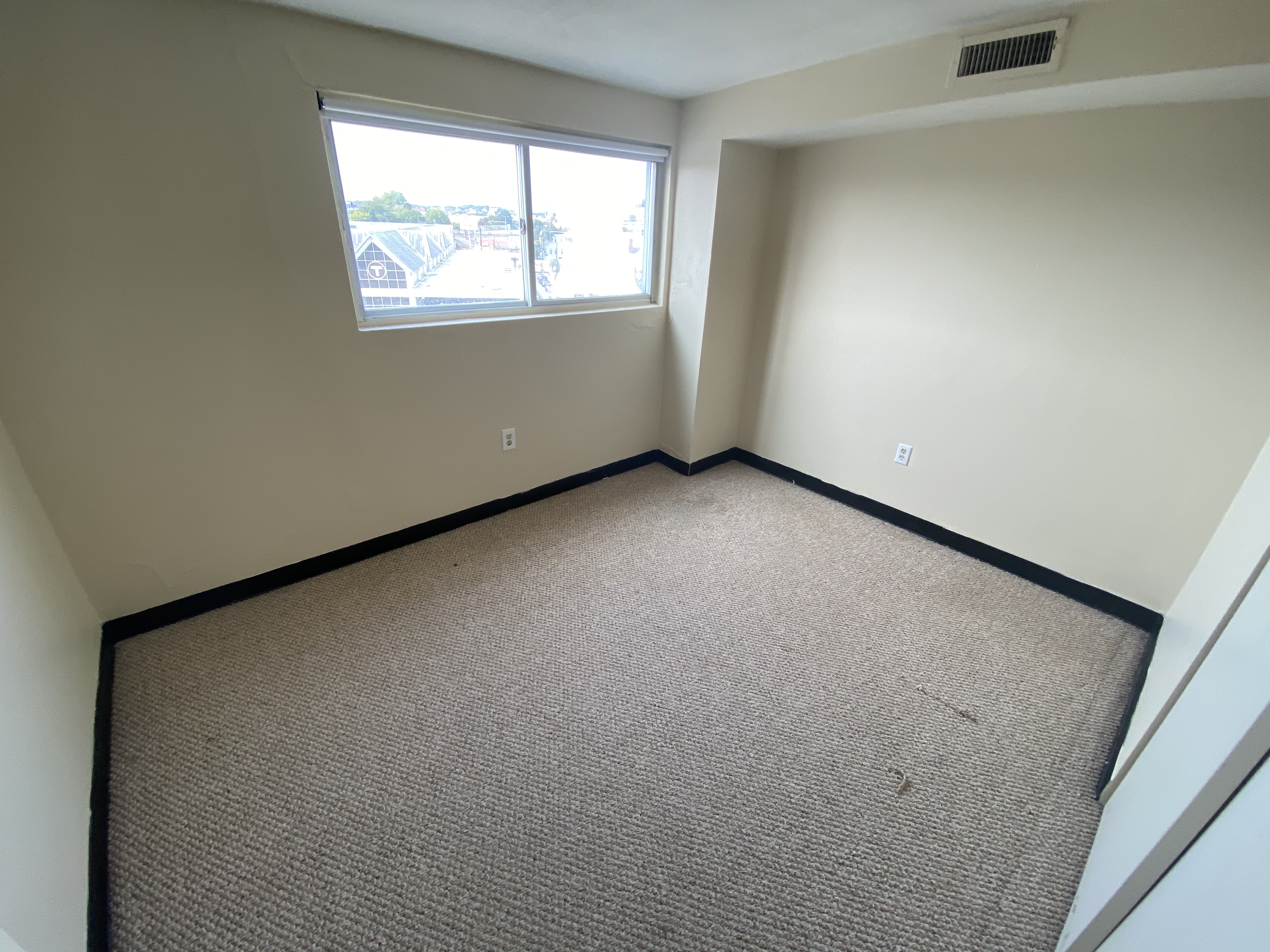 385 Dorchester St, South Boston