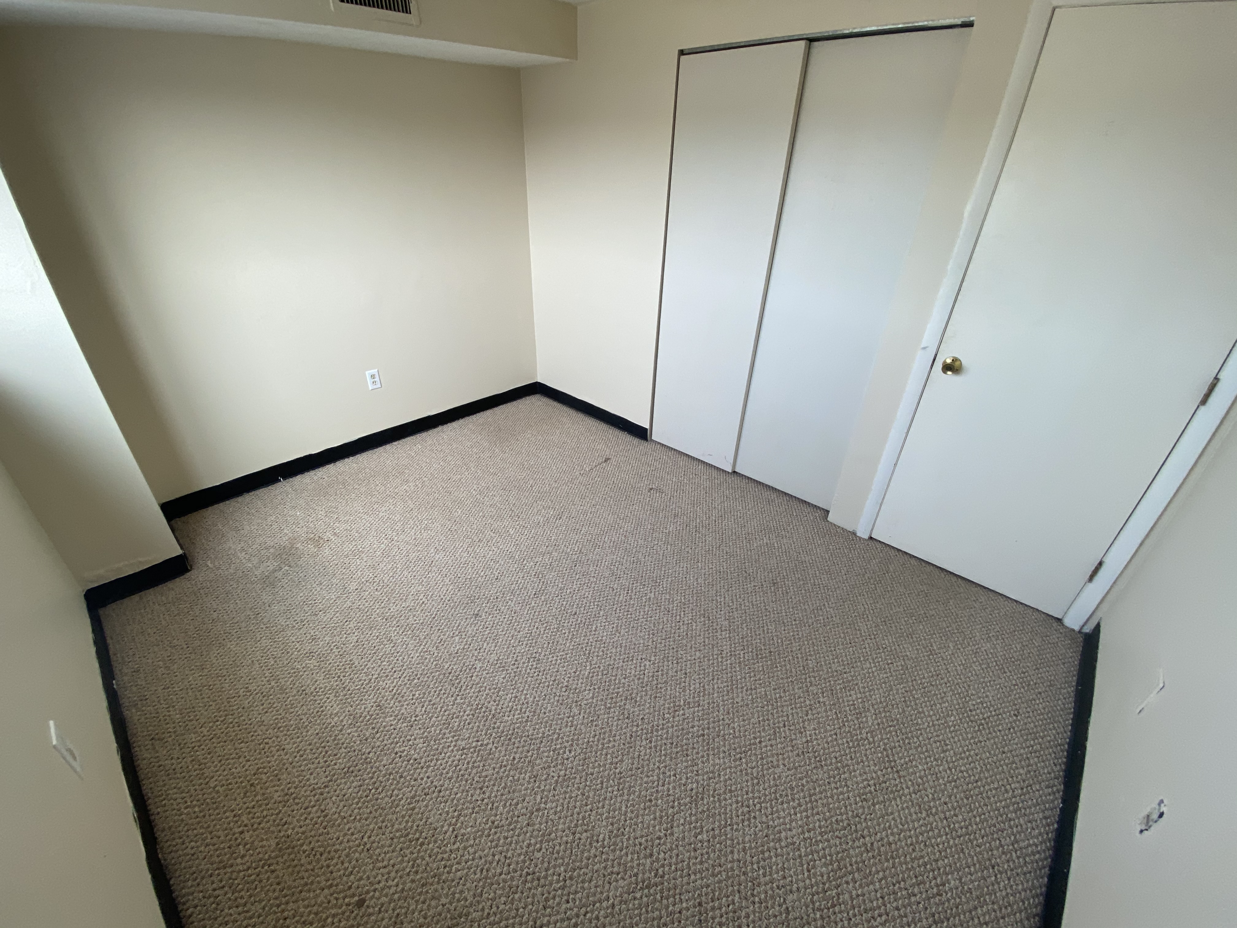 385 Dorchester St, South Boston