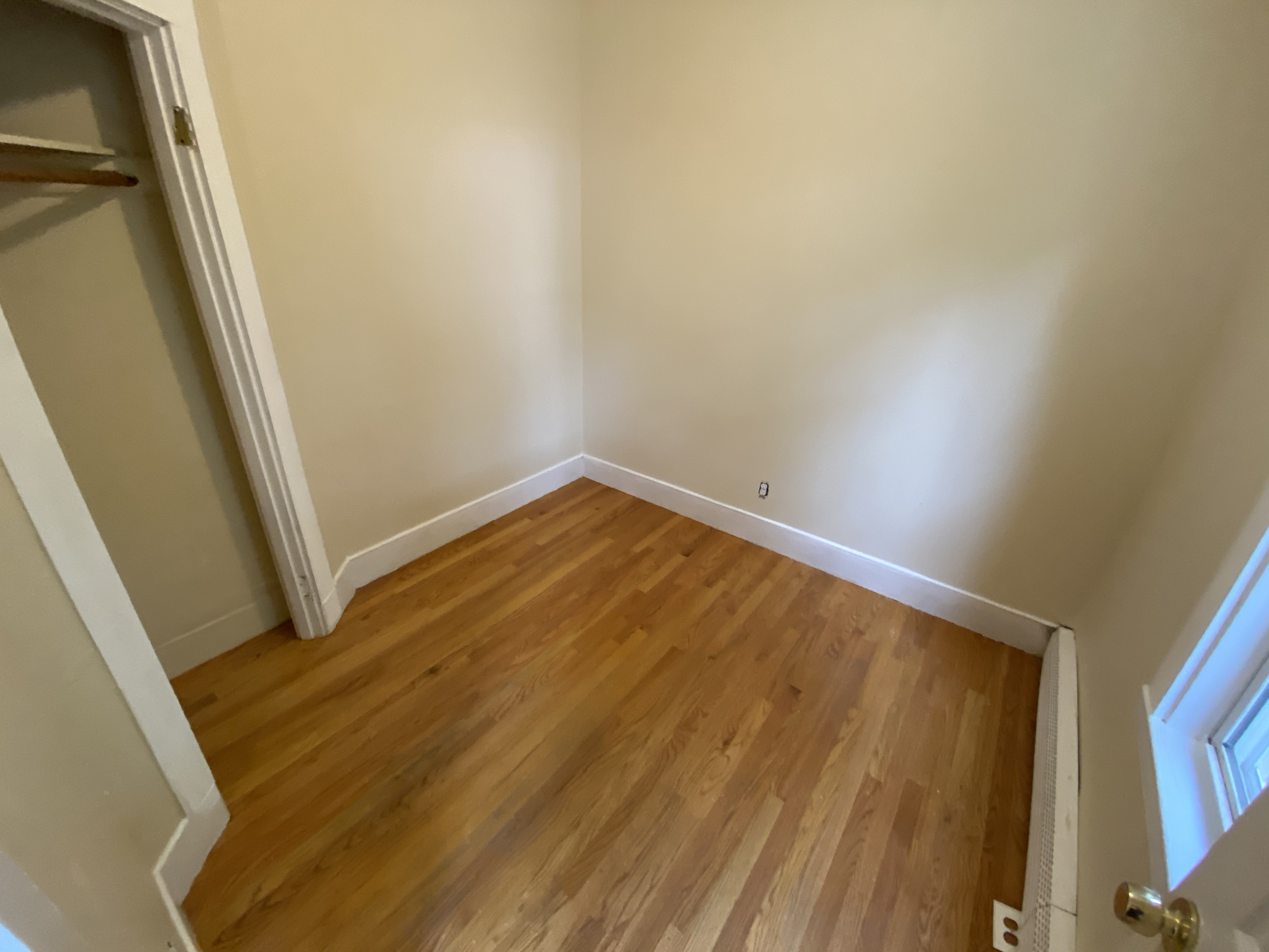 66 Middle St, South Boston