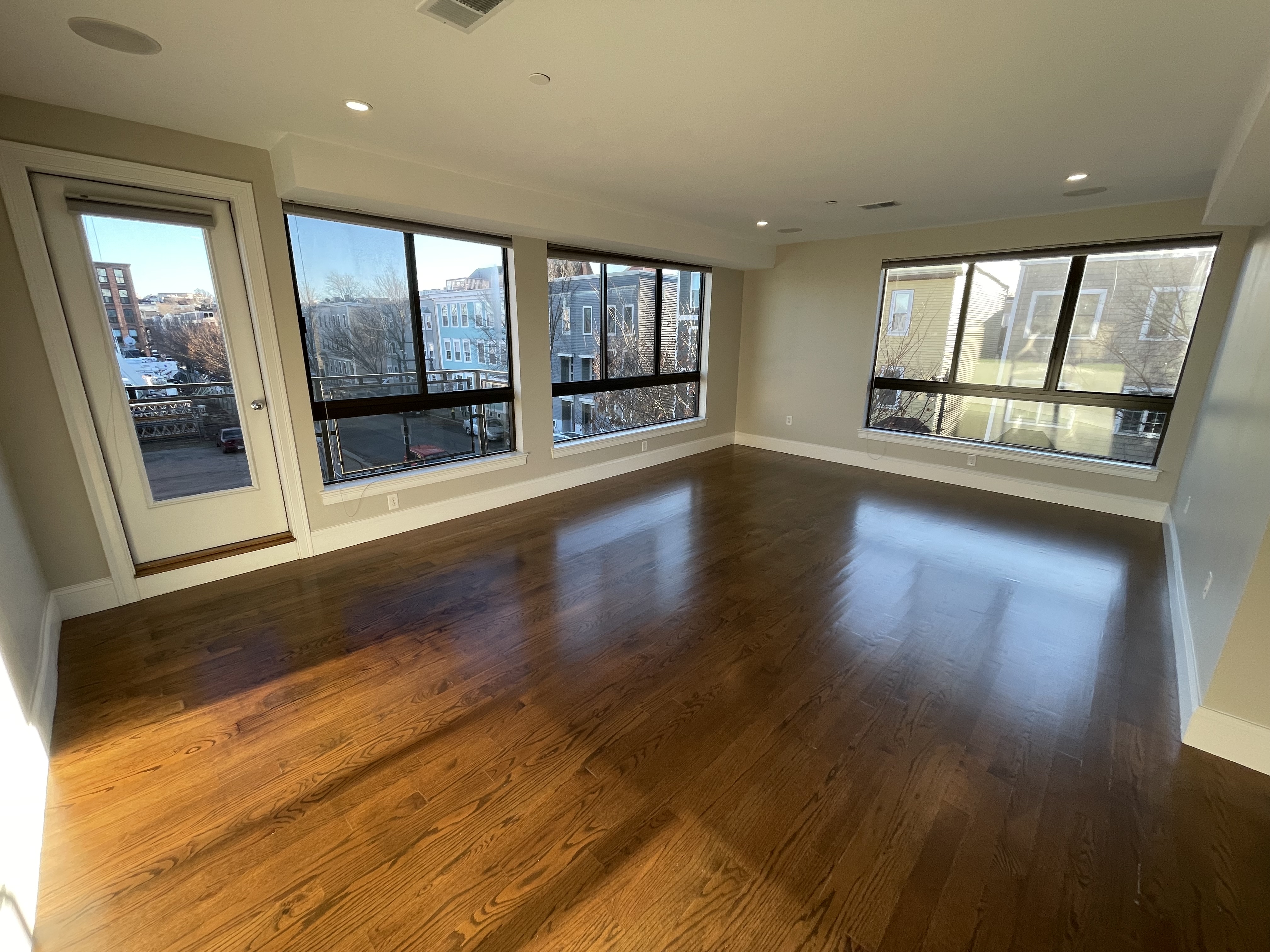 339 D St, South Boston