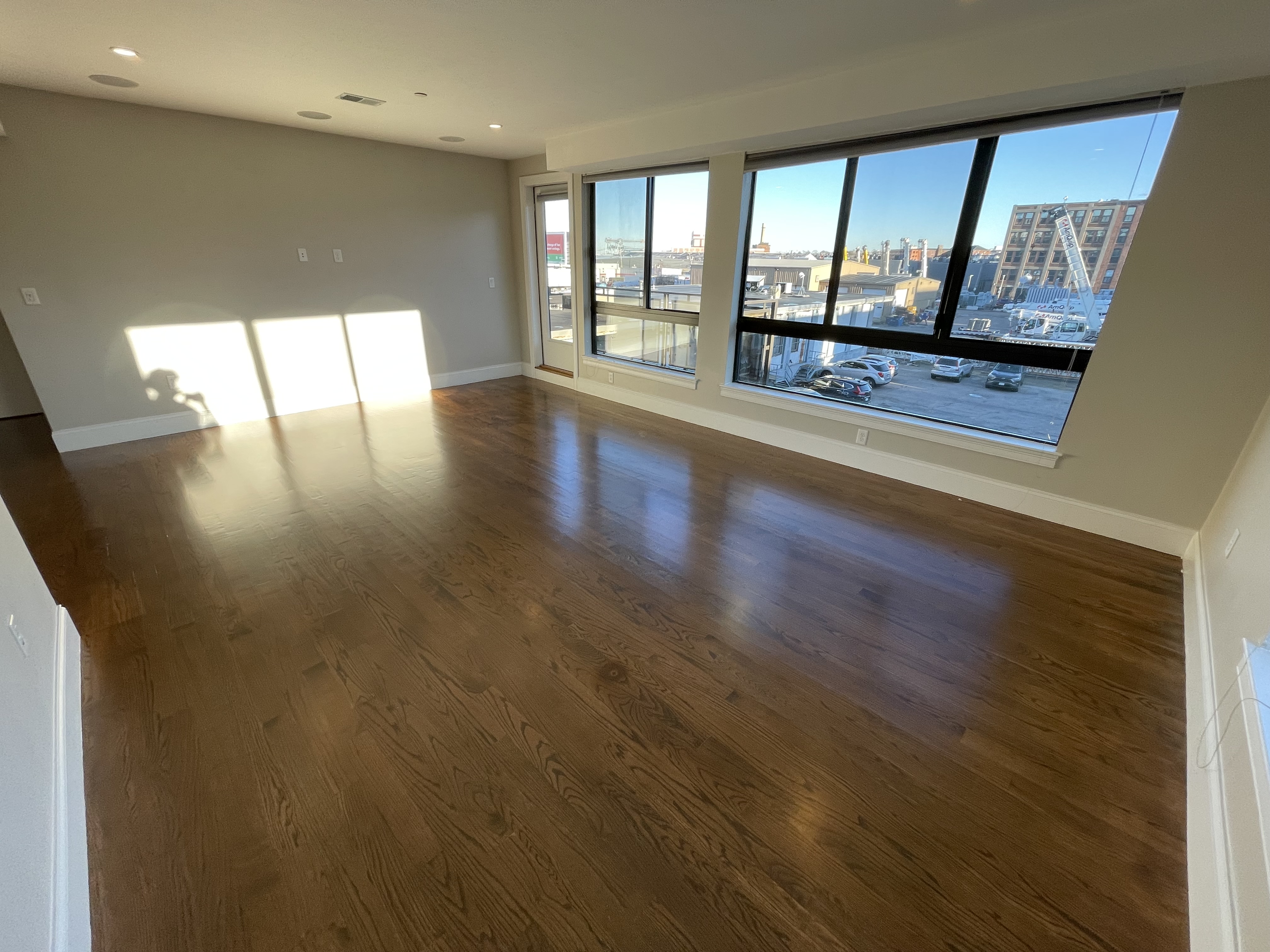 339 D St, South Boston