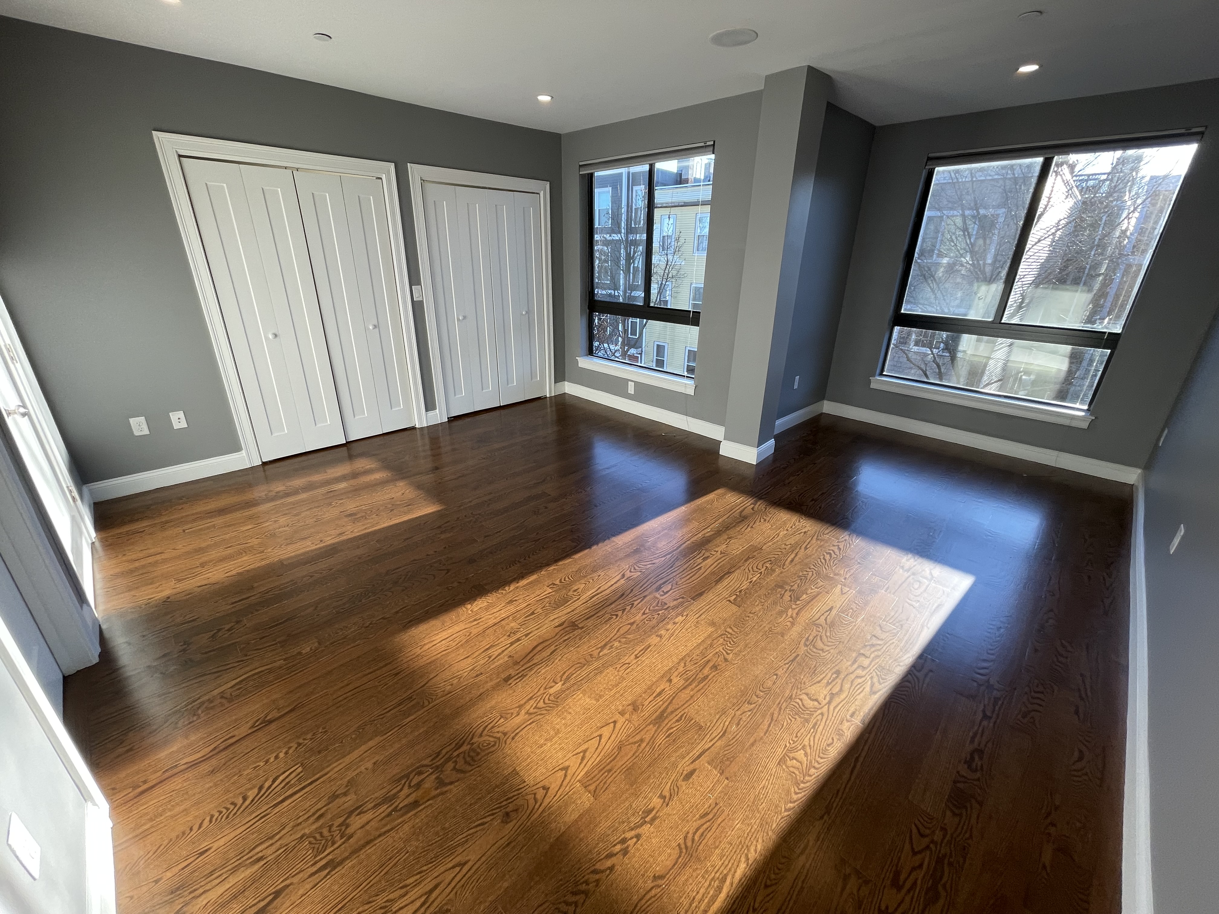 339 D St, South Boston