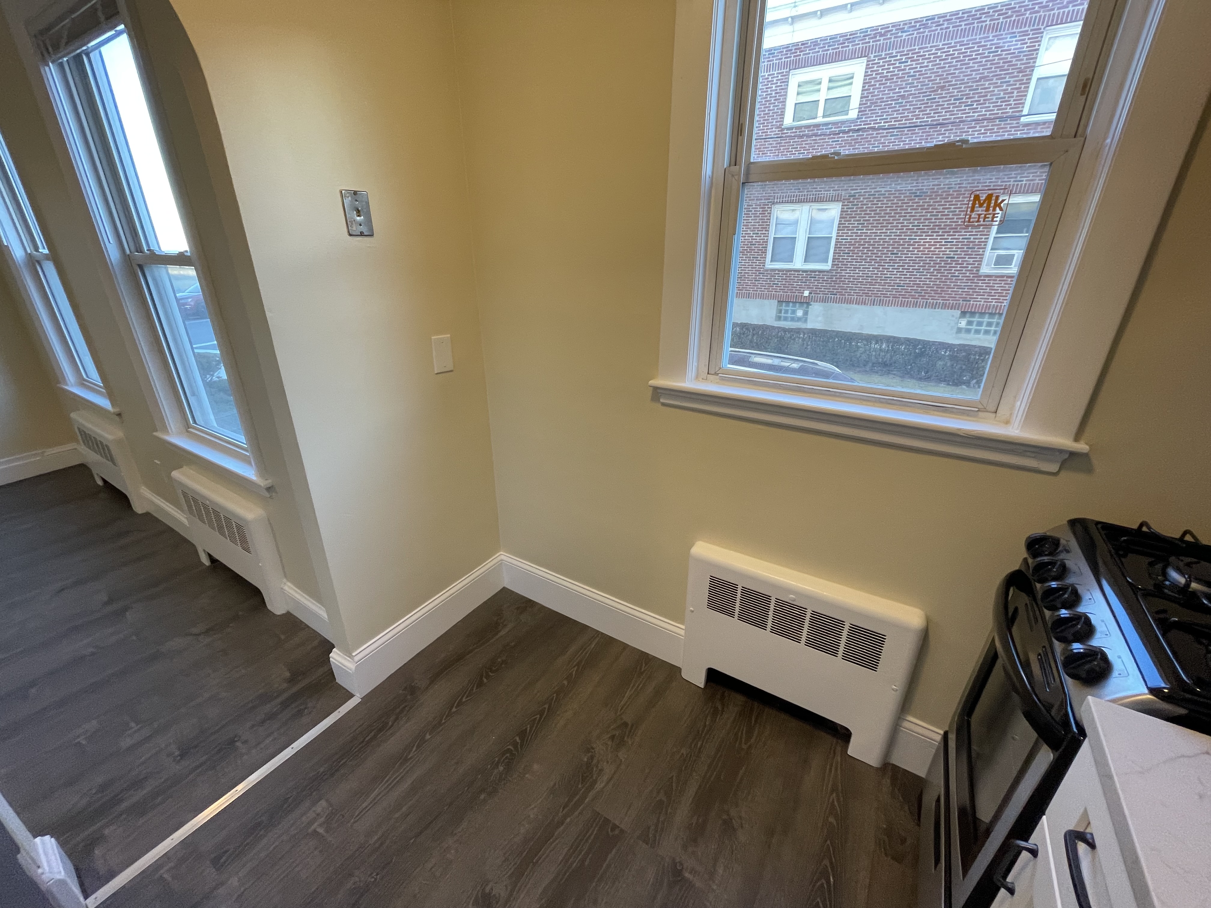 87 Winthrop Shore Dr, Winthrop