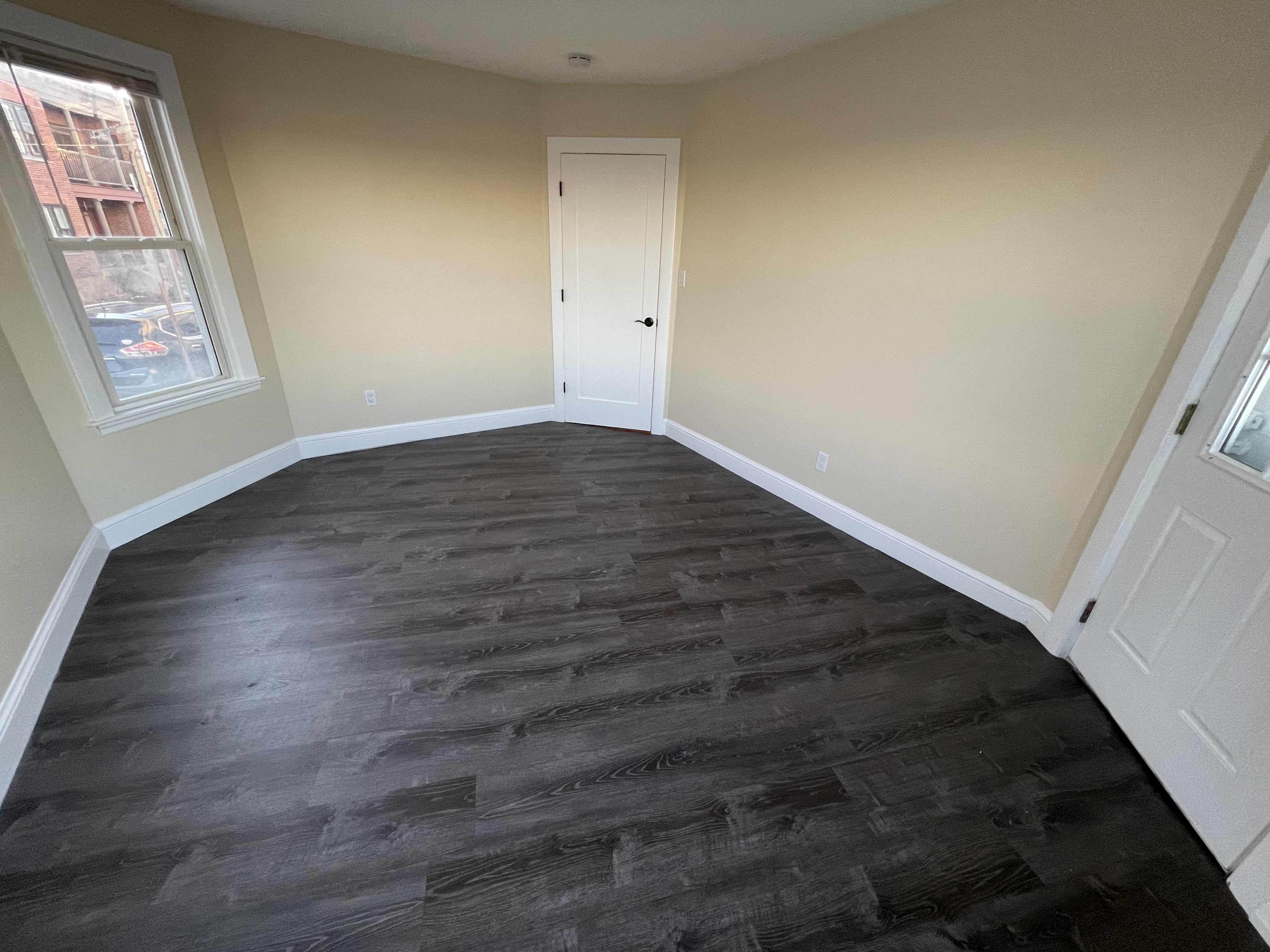 87 Winthrop Shore Dr, Winthrop