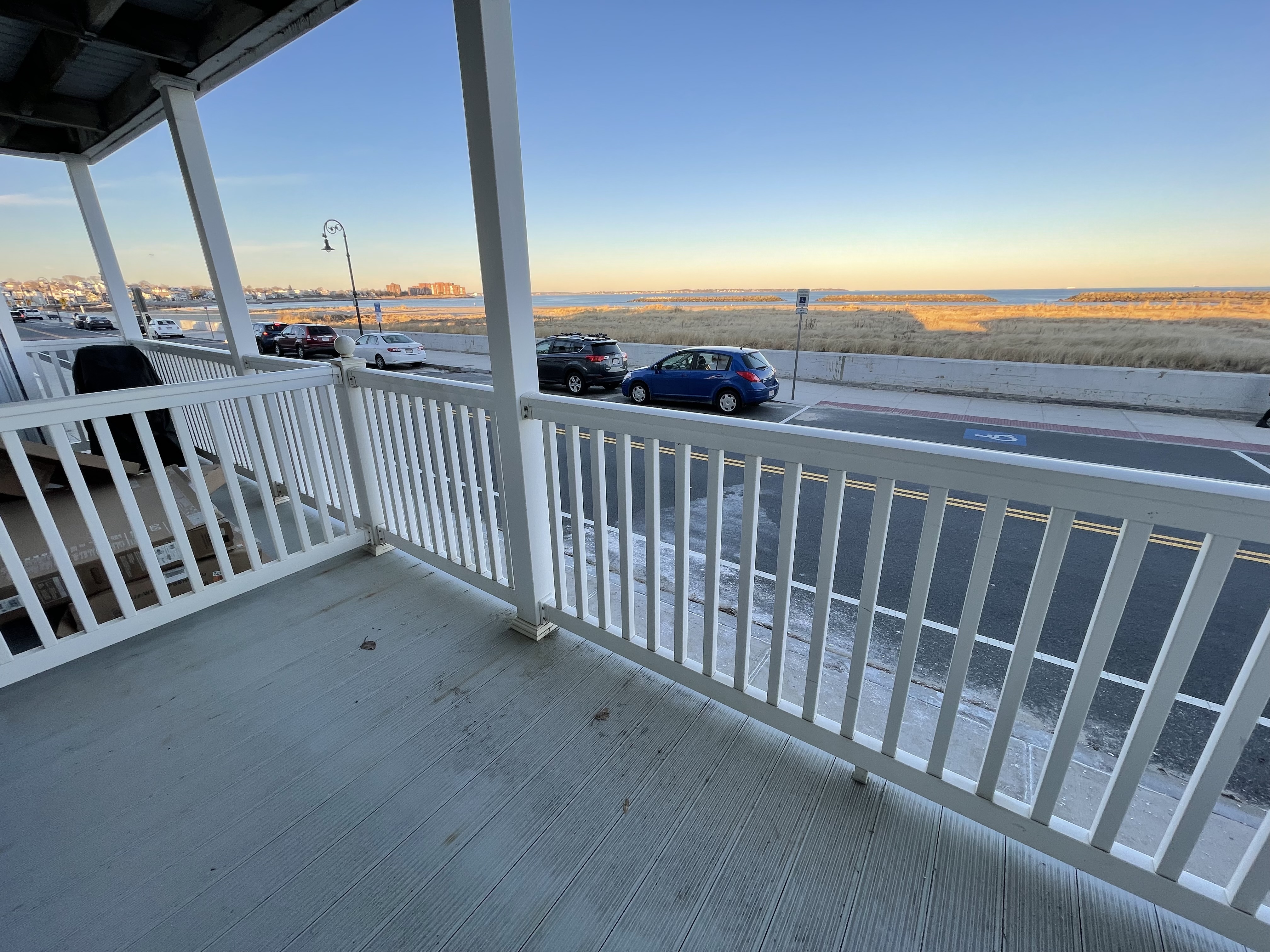 87 Winthrop Shore Dr, Winthrop