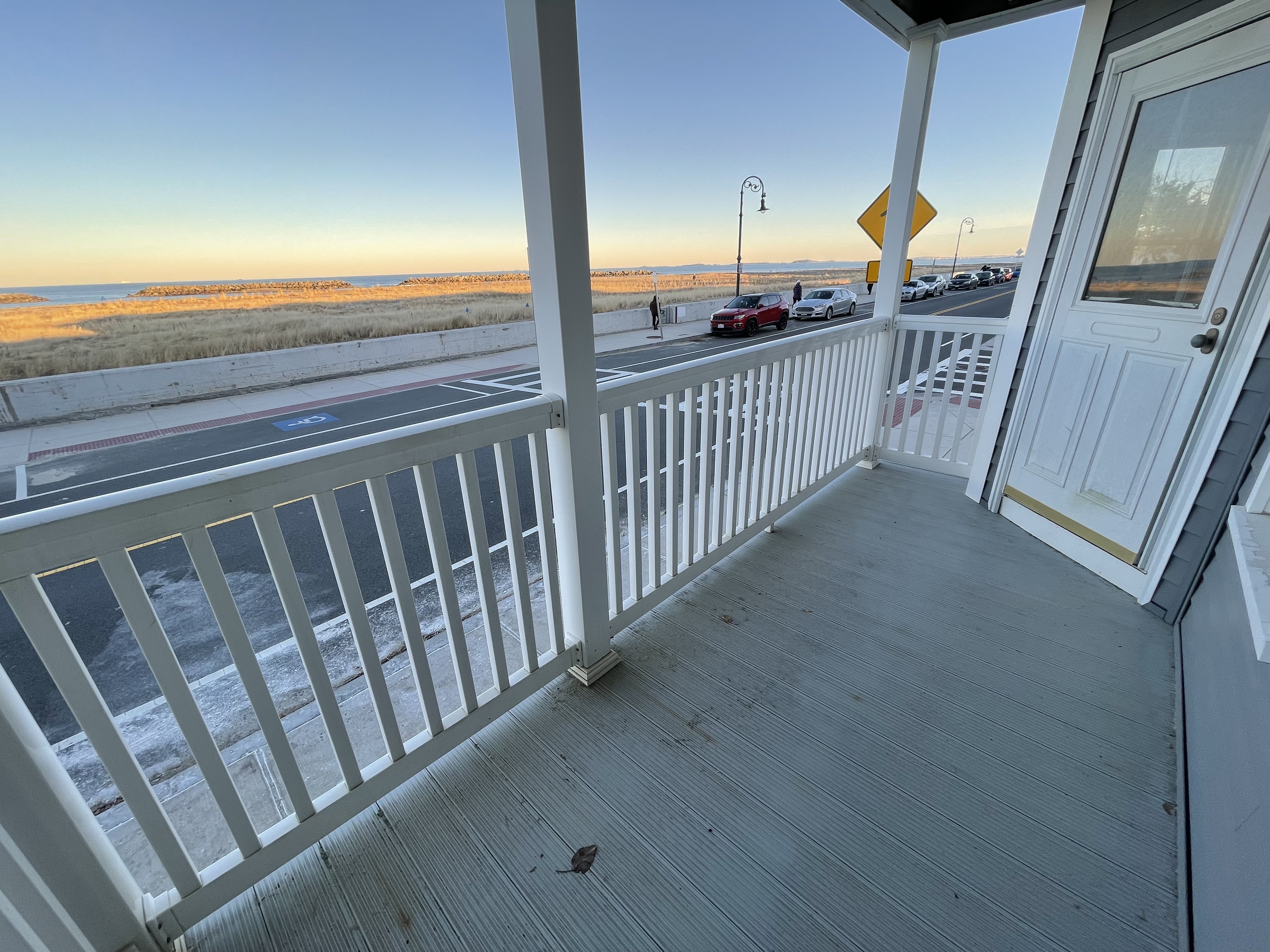 87 Winthrop Shore Dr, Winthrop