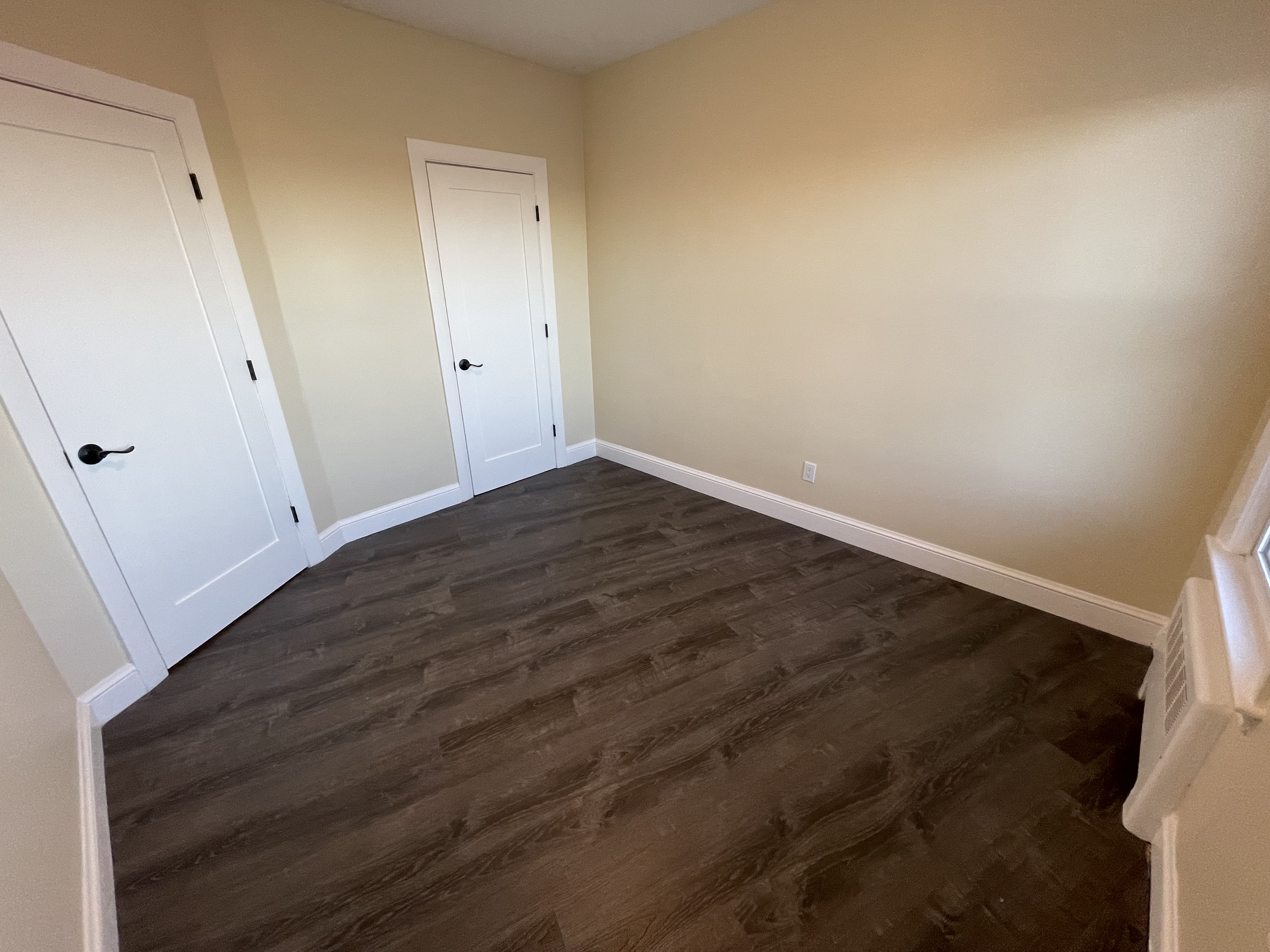 87 Winthrop Shore Dr, Winthrop