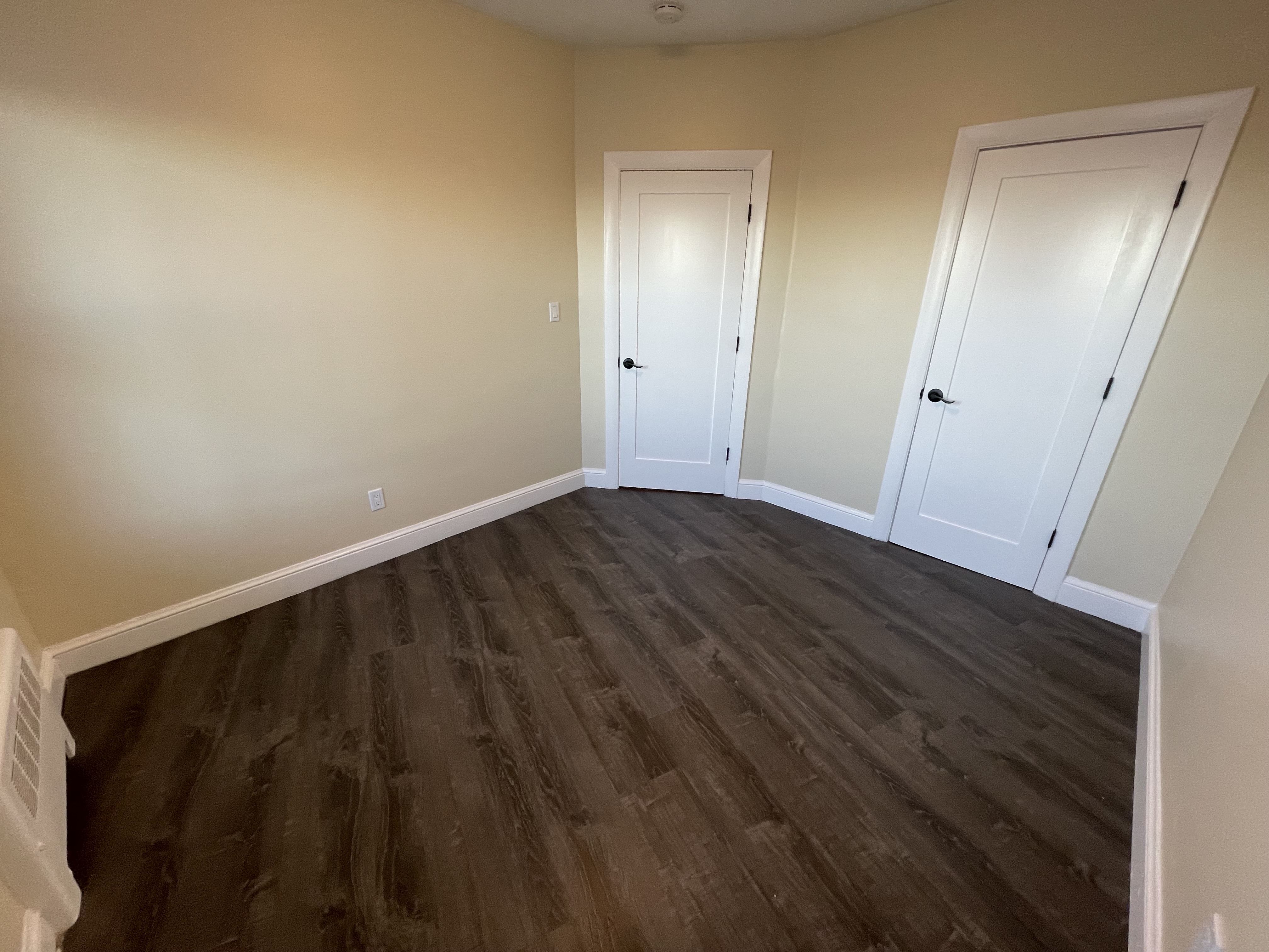 87 Winthrop Shore Dr, Winthrop