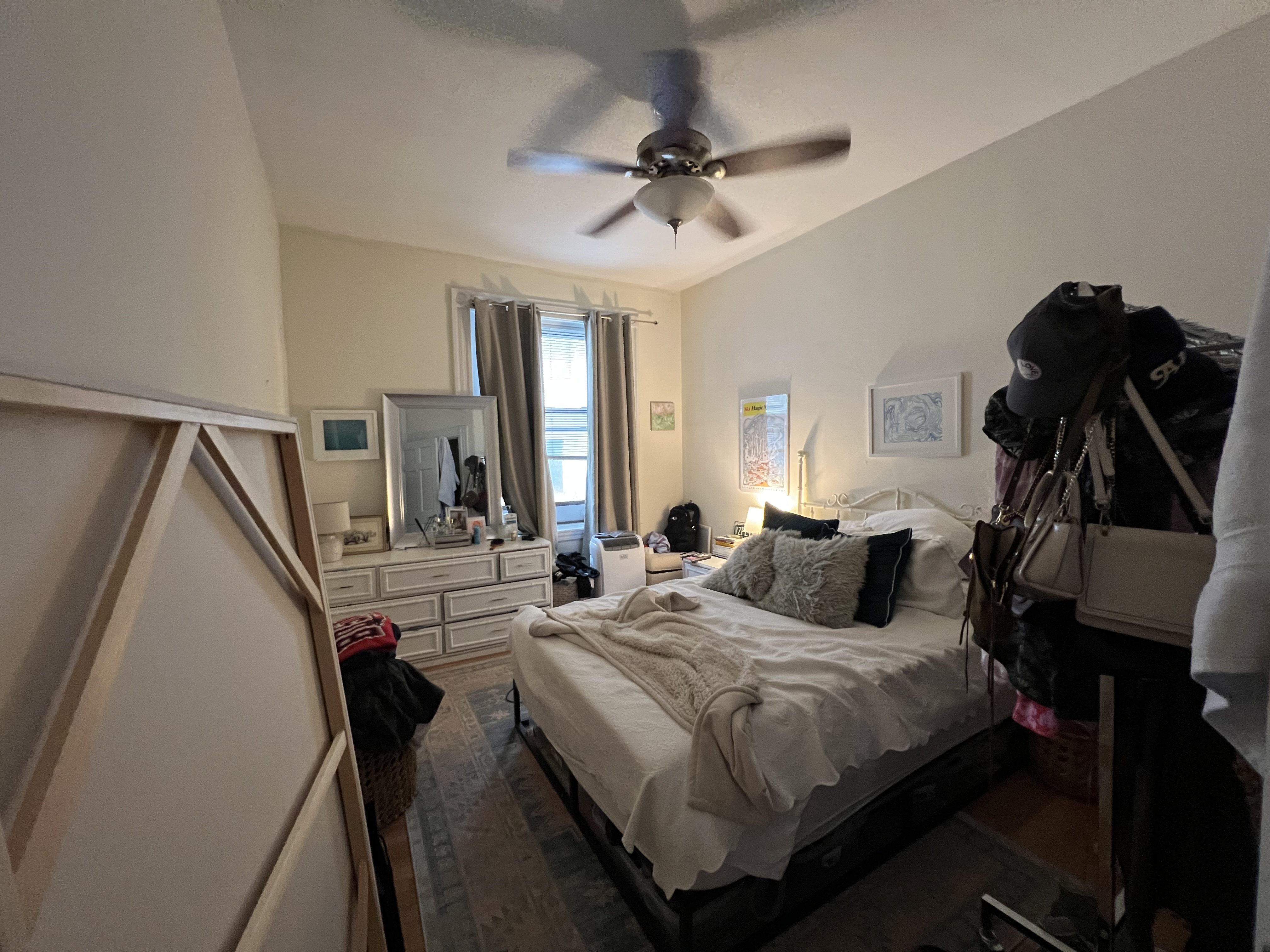 913 Boylston St, Back Bay