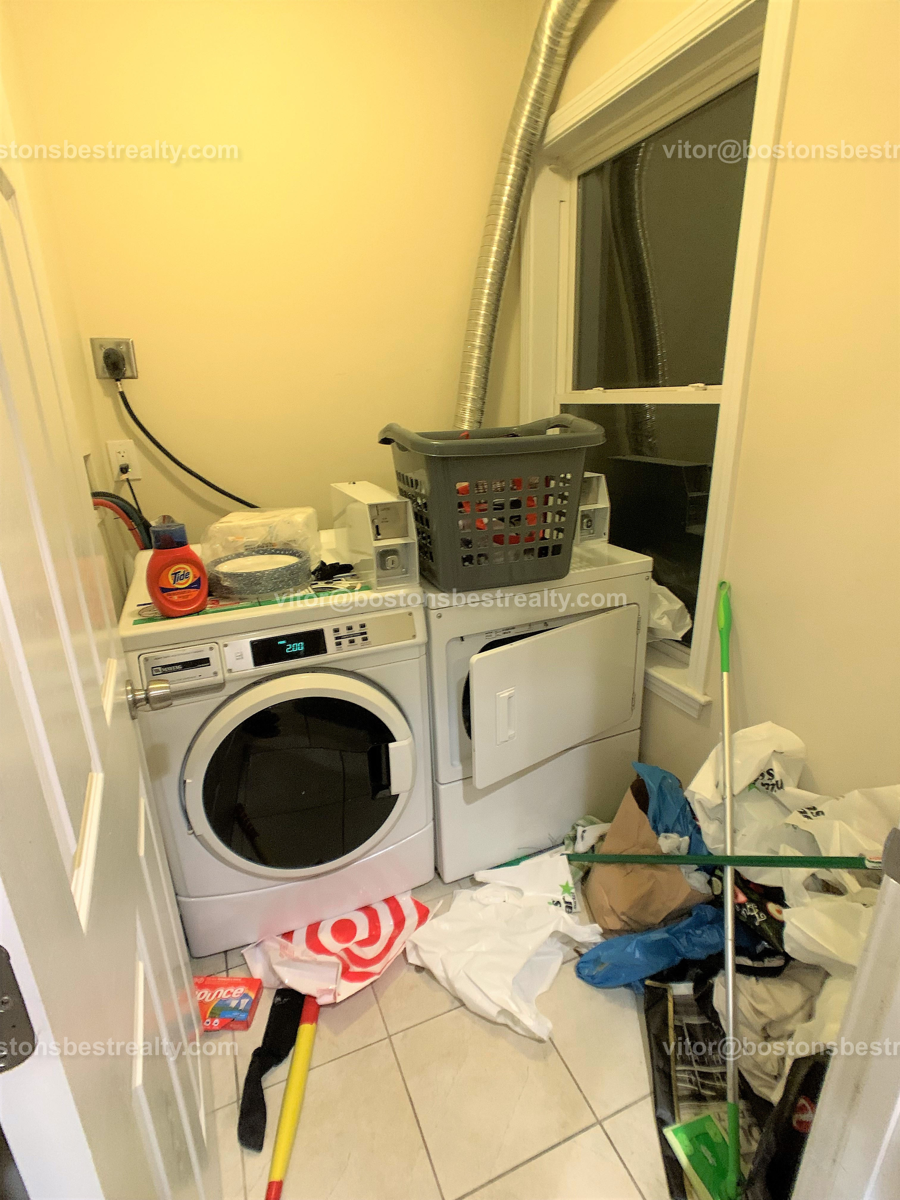 87 Linden St, Allston