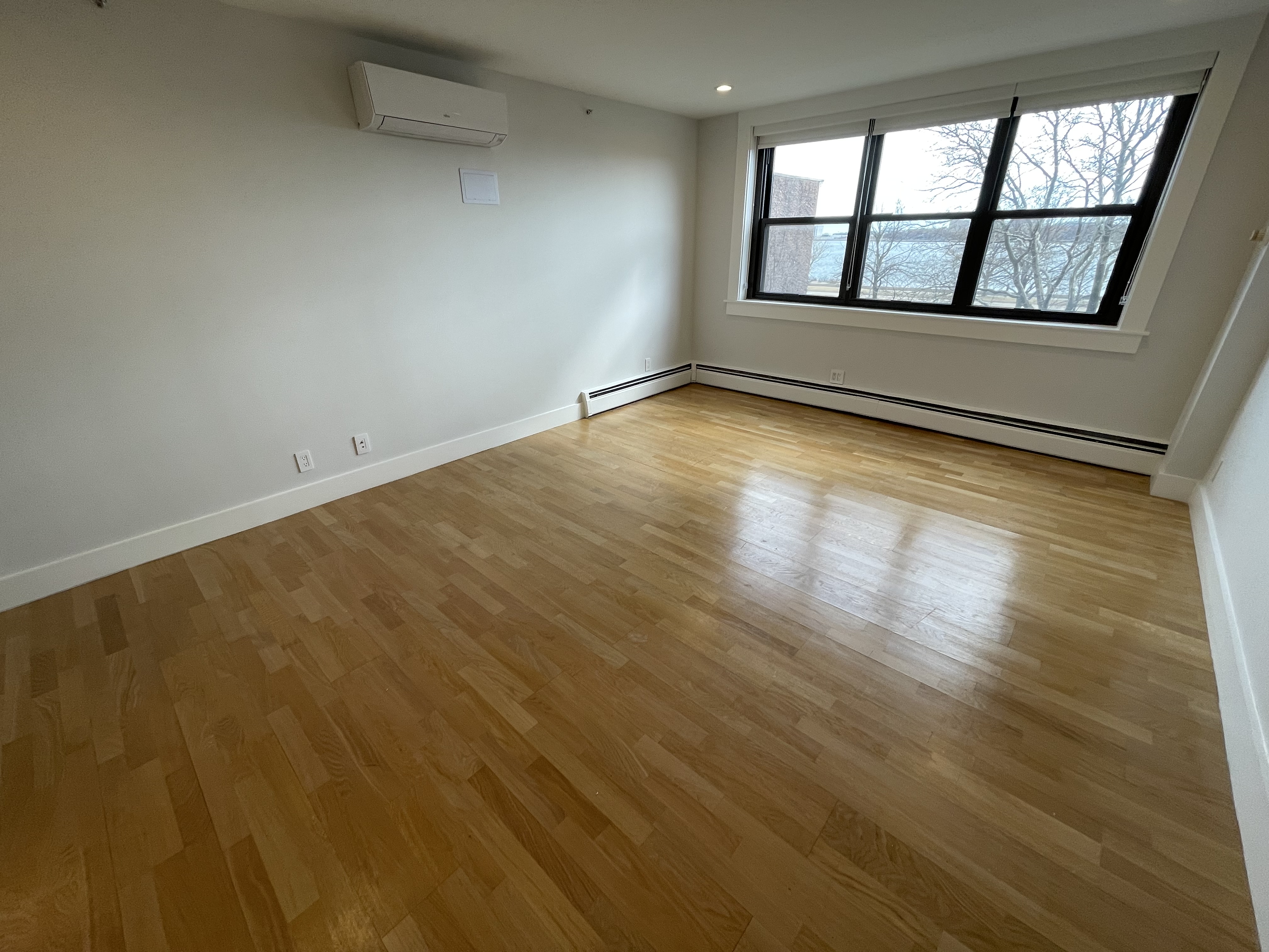 1410 Columbia Rd, South Boston