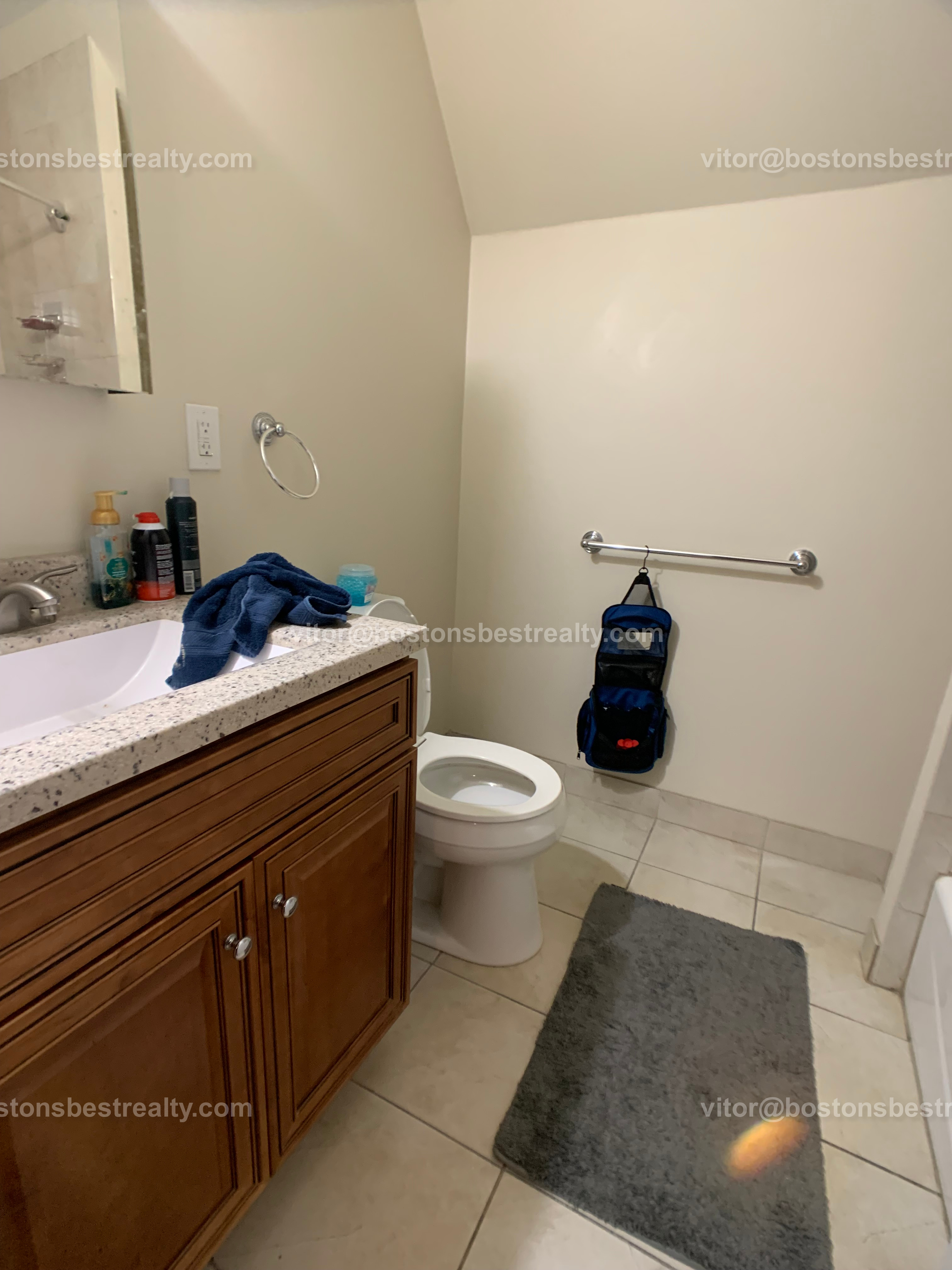 87 Linden St, Allston