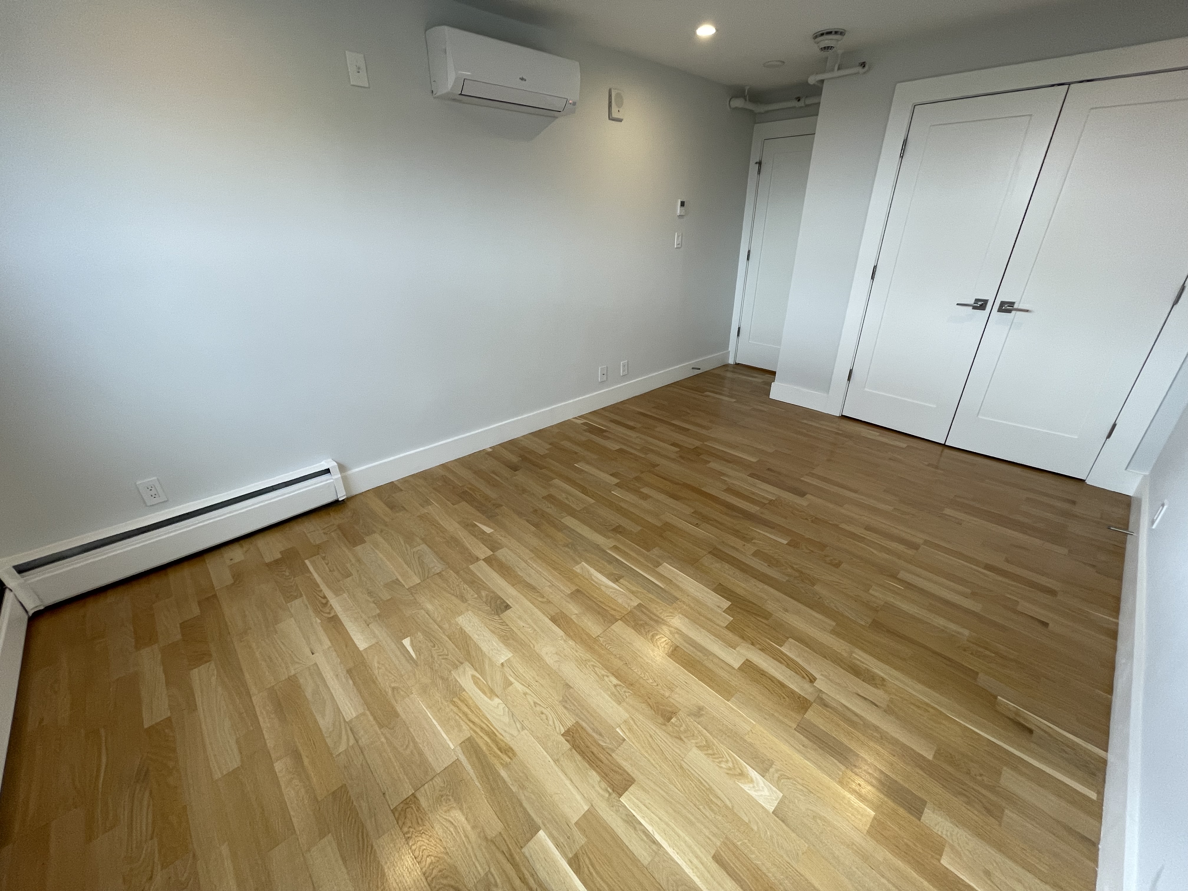 1410 Columbia Rd, South Boston