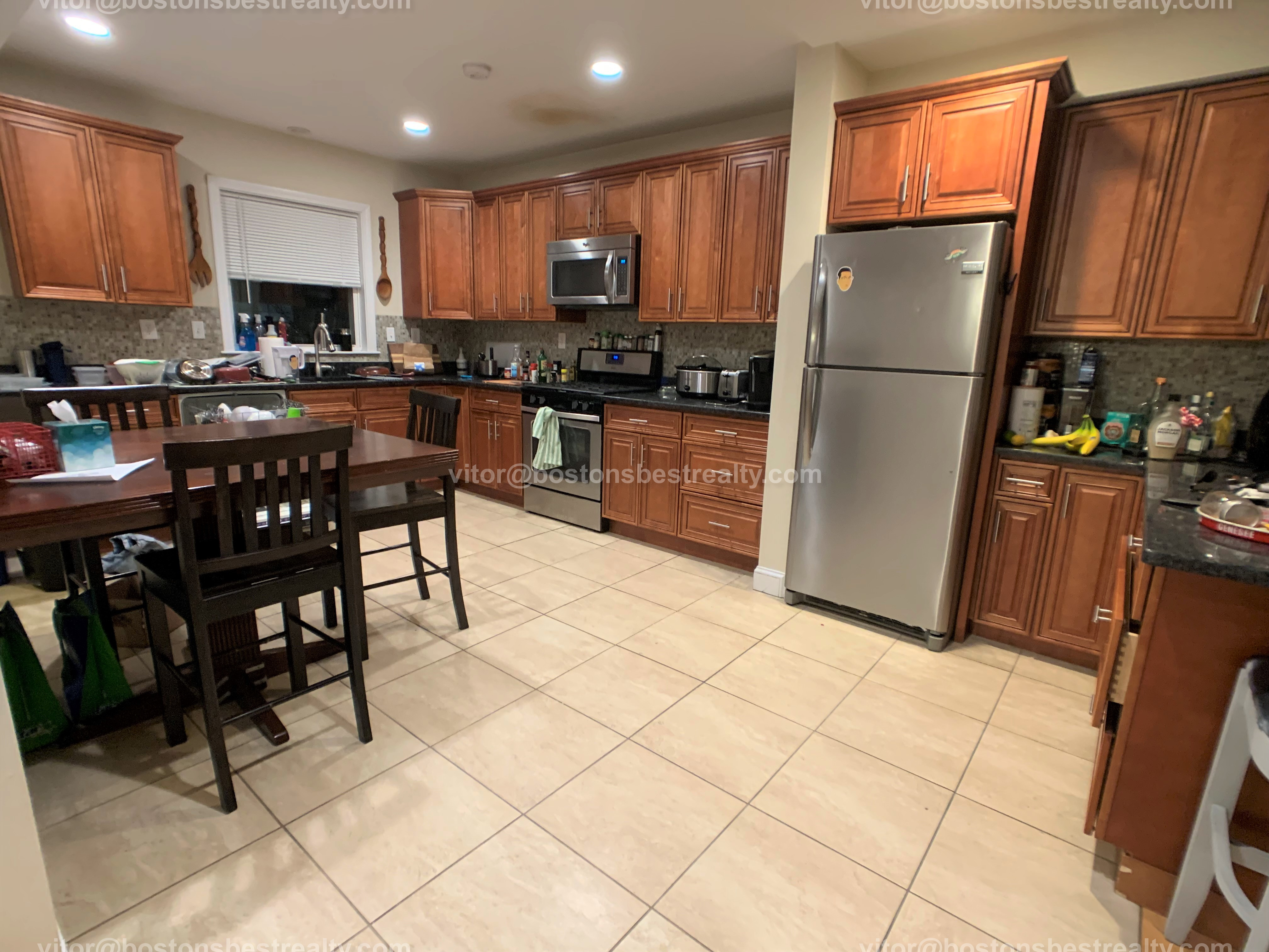 87 Linden St, Allston