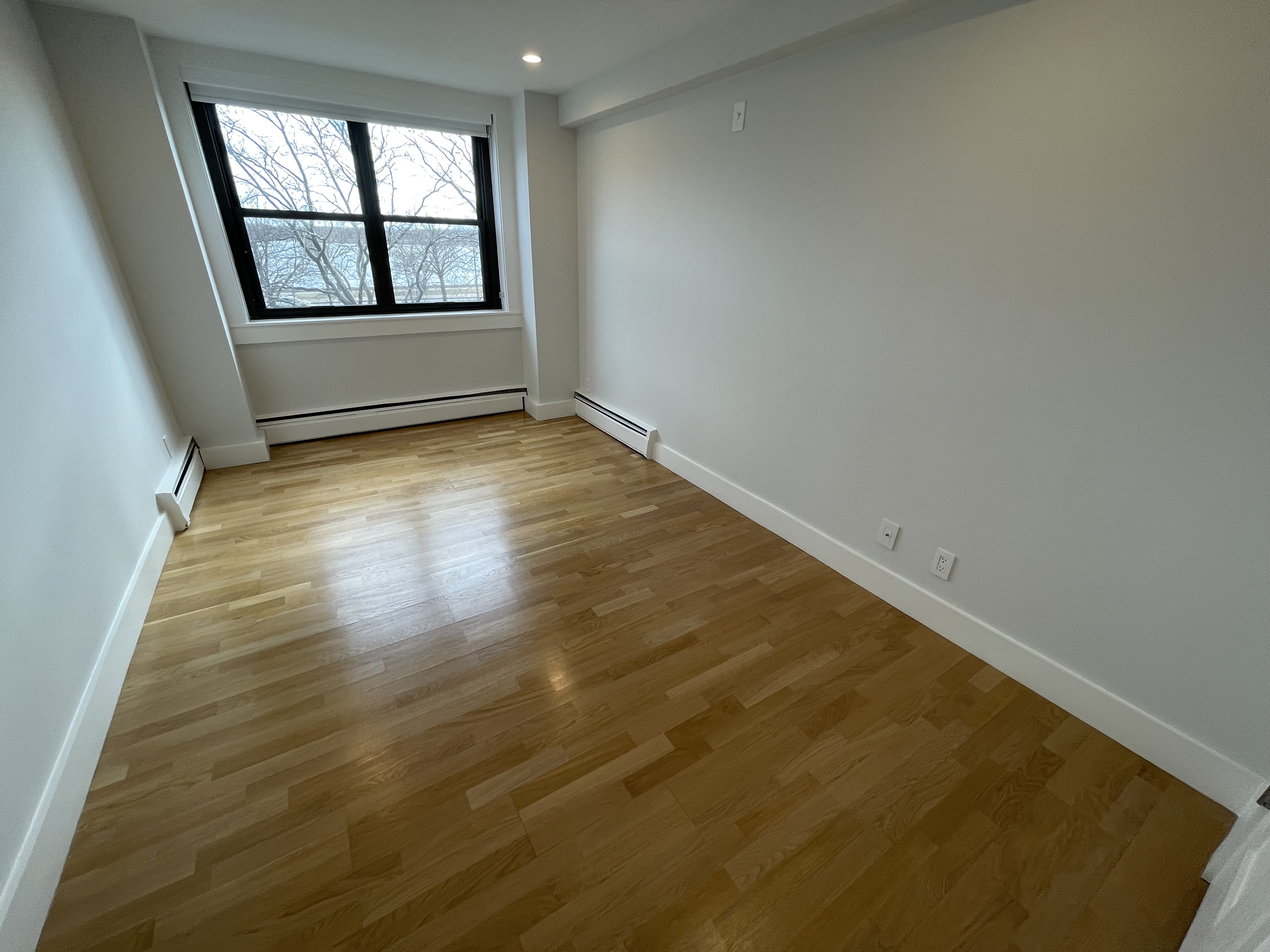 1410 Columbia Rd, South Boston