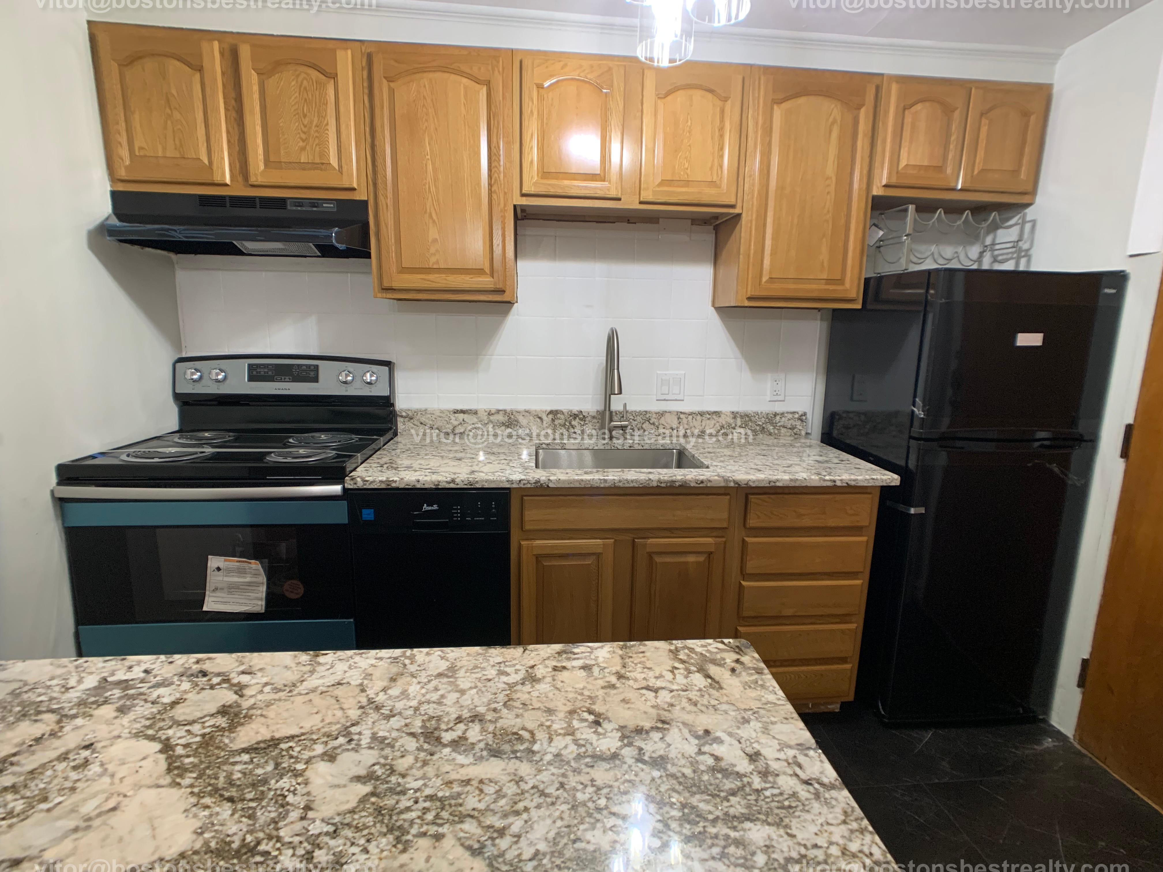 10 Commonwealth Ct, Brighton