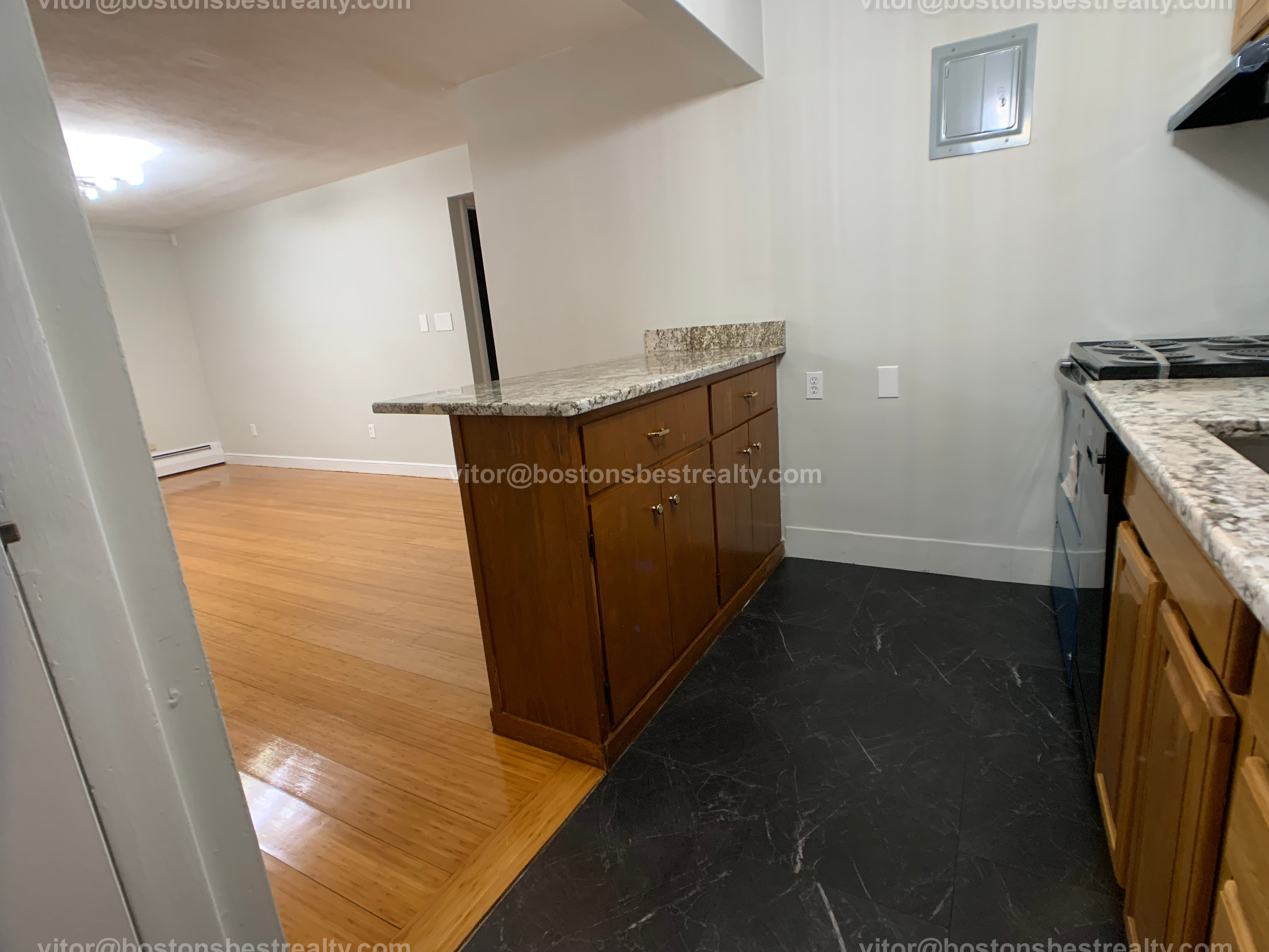 10 Commonwealth Ct, Brighton