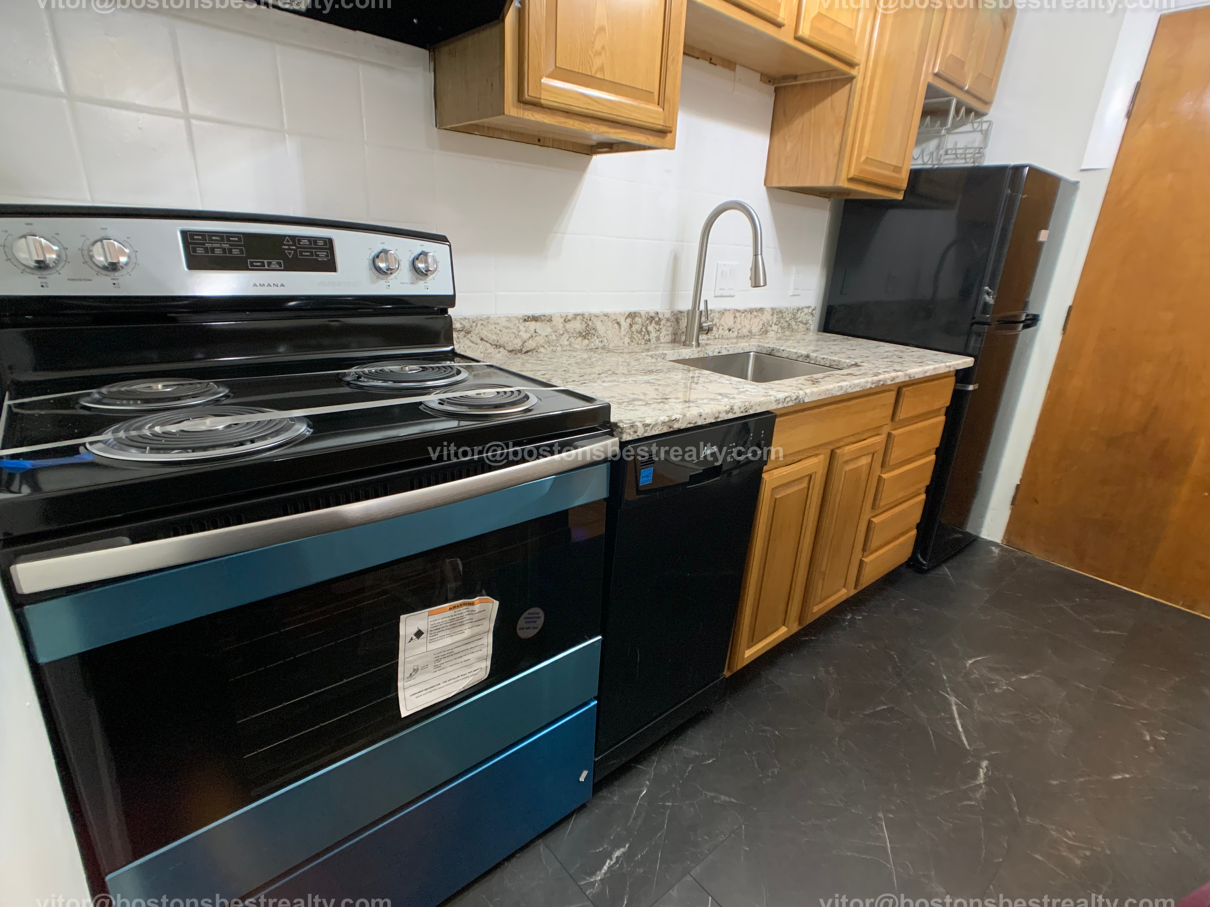 10 Commonwealth Ct, Brighton