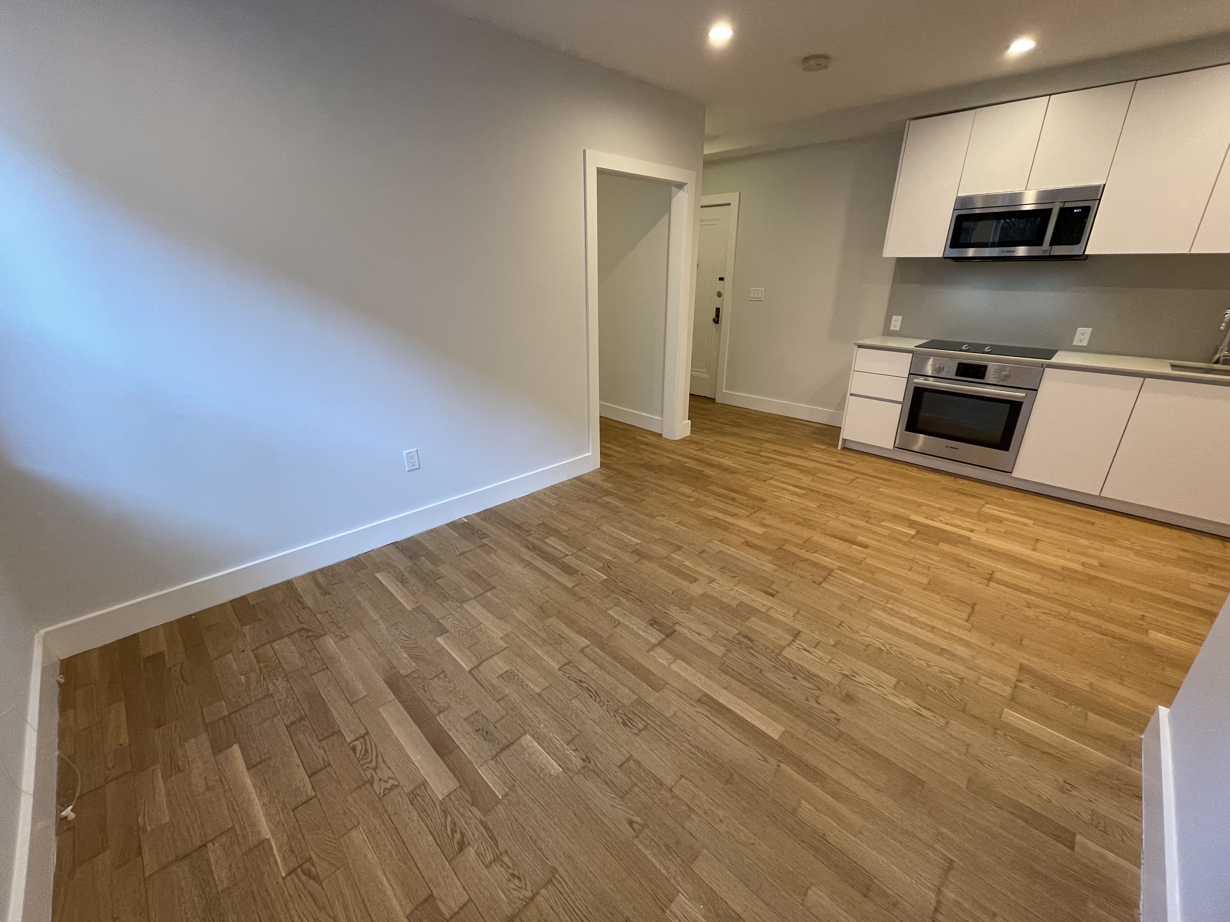 136 Highland Ave, Winter Hill