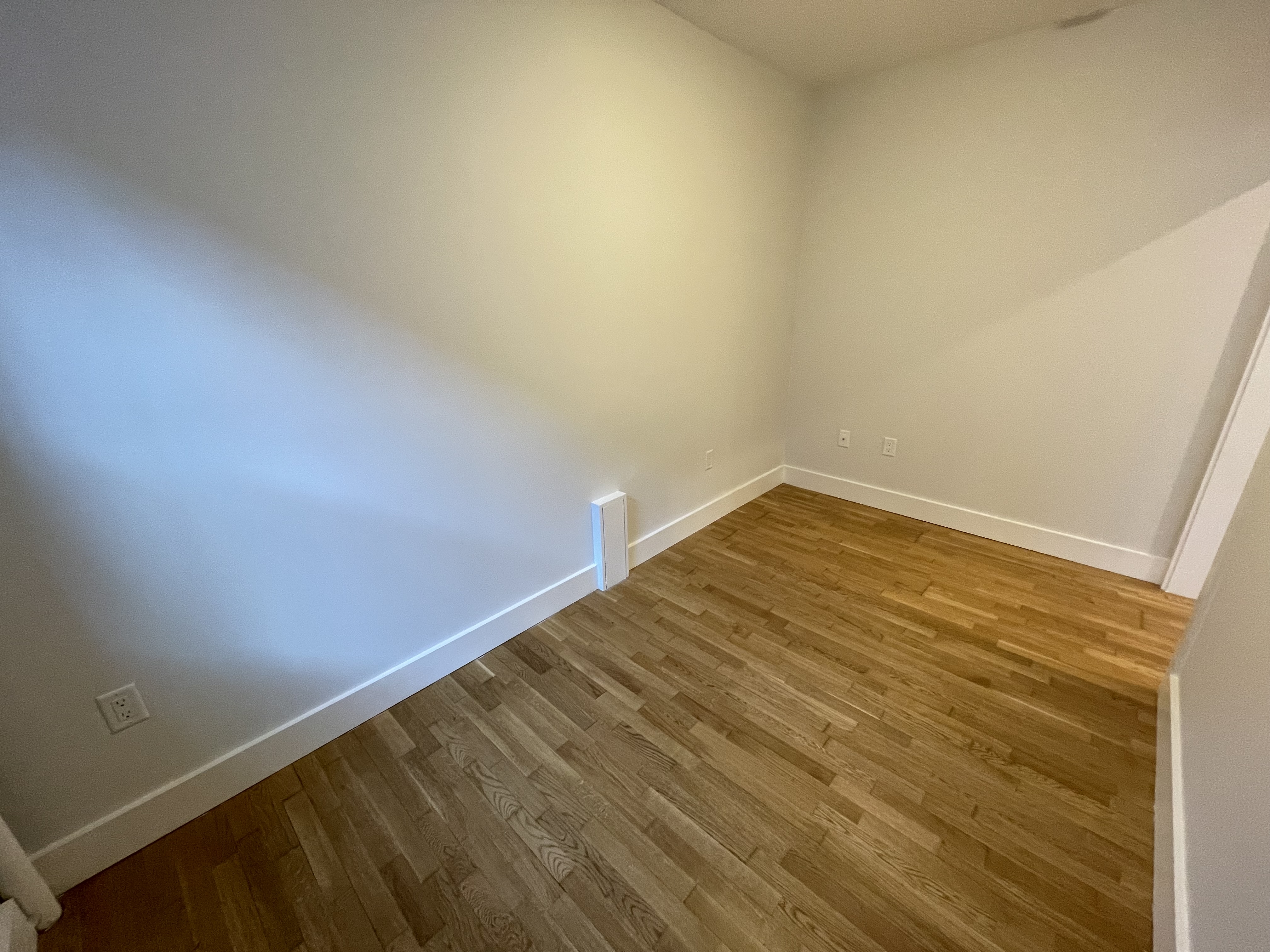 136 Highland Ave, Winter Hill