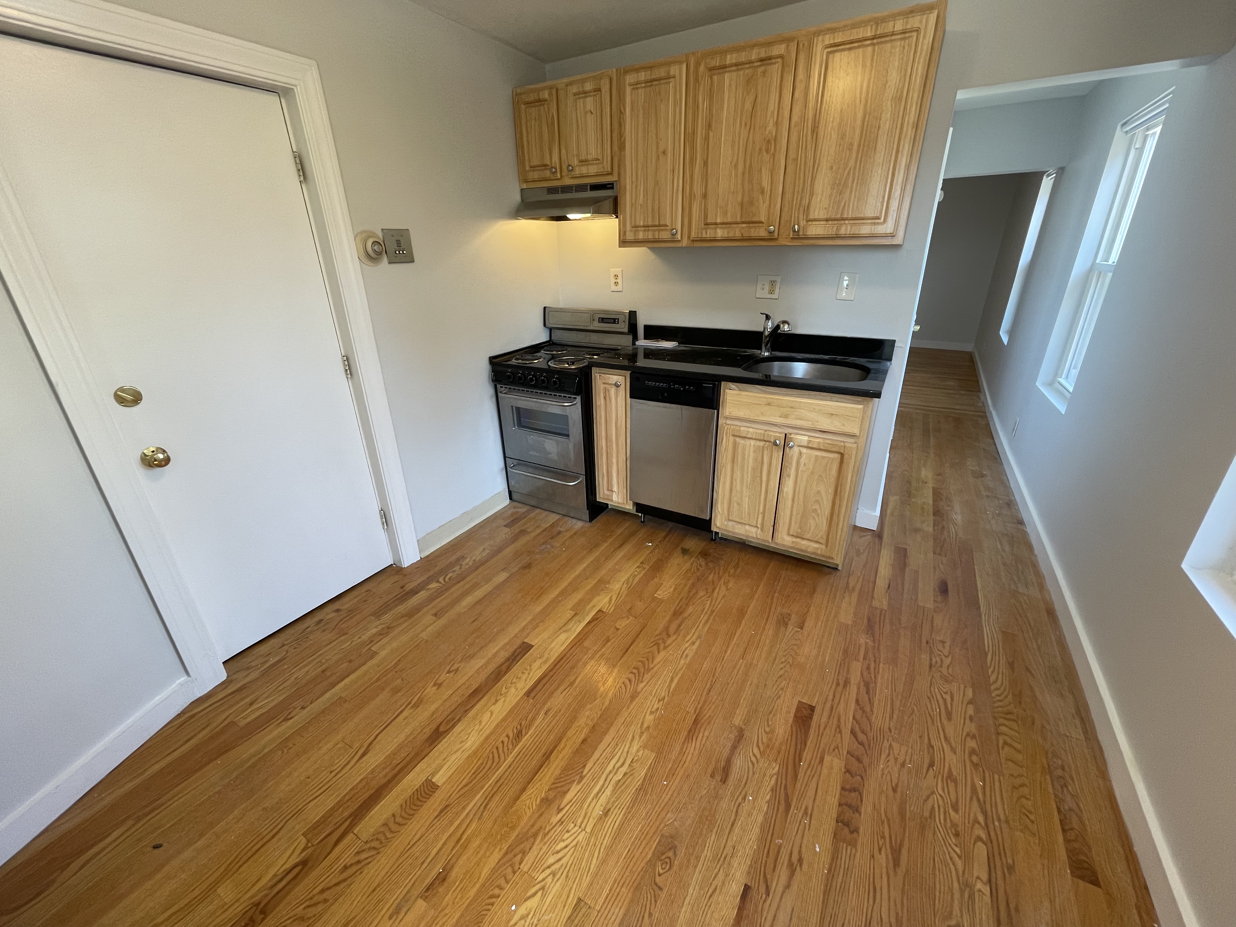 381 Dorchester St, South Boston