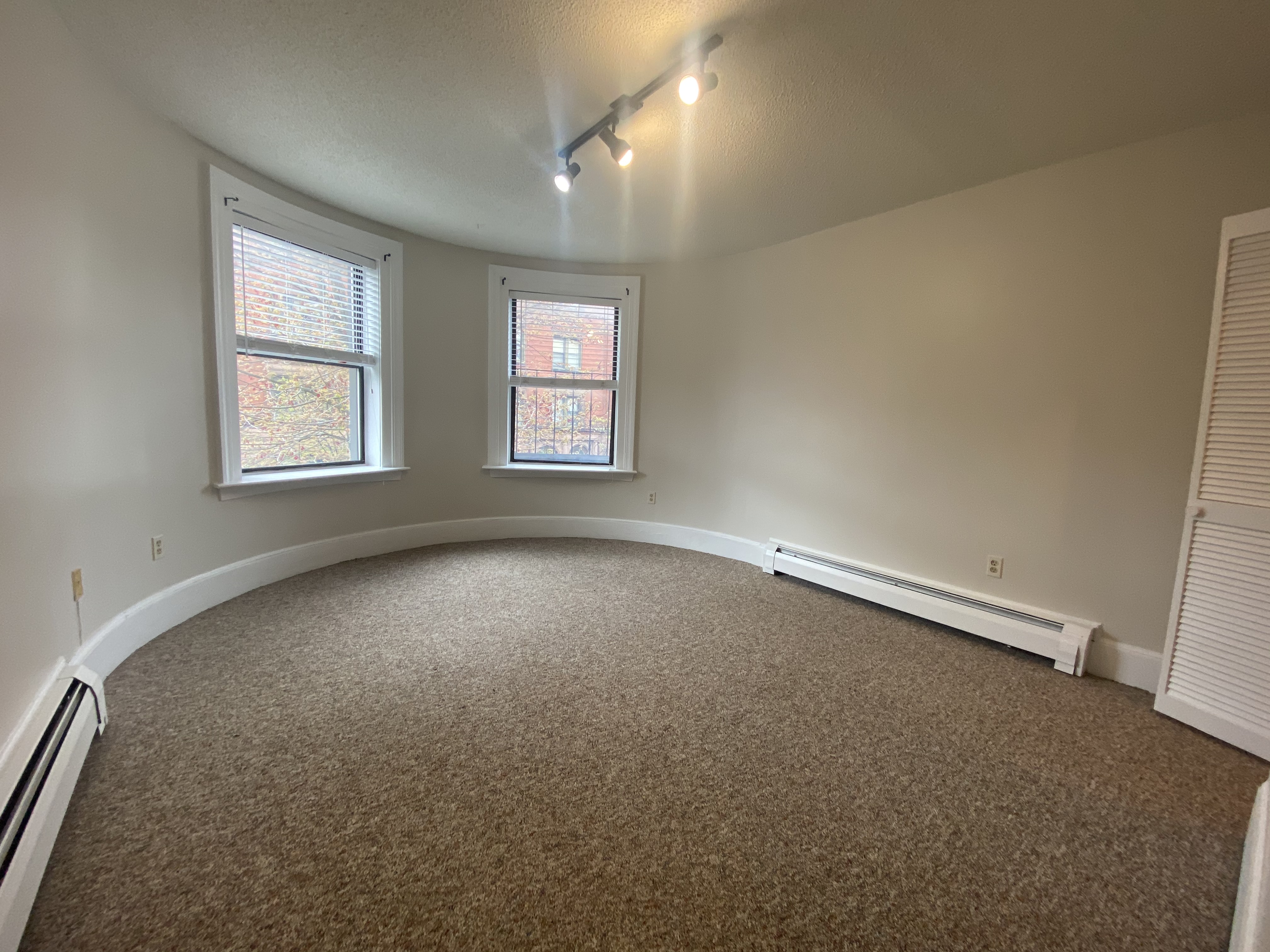 128 Hemenway St, Fenway