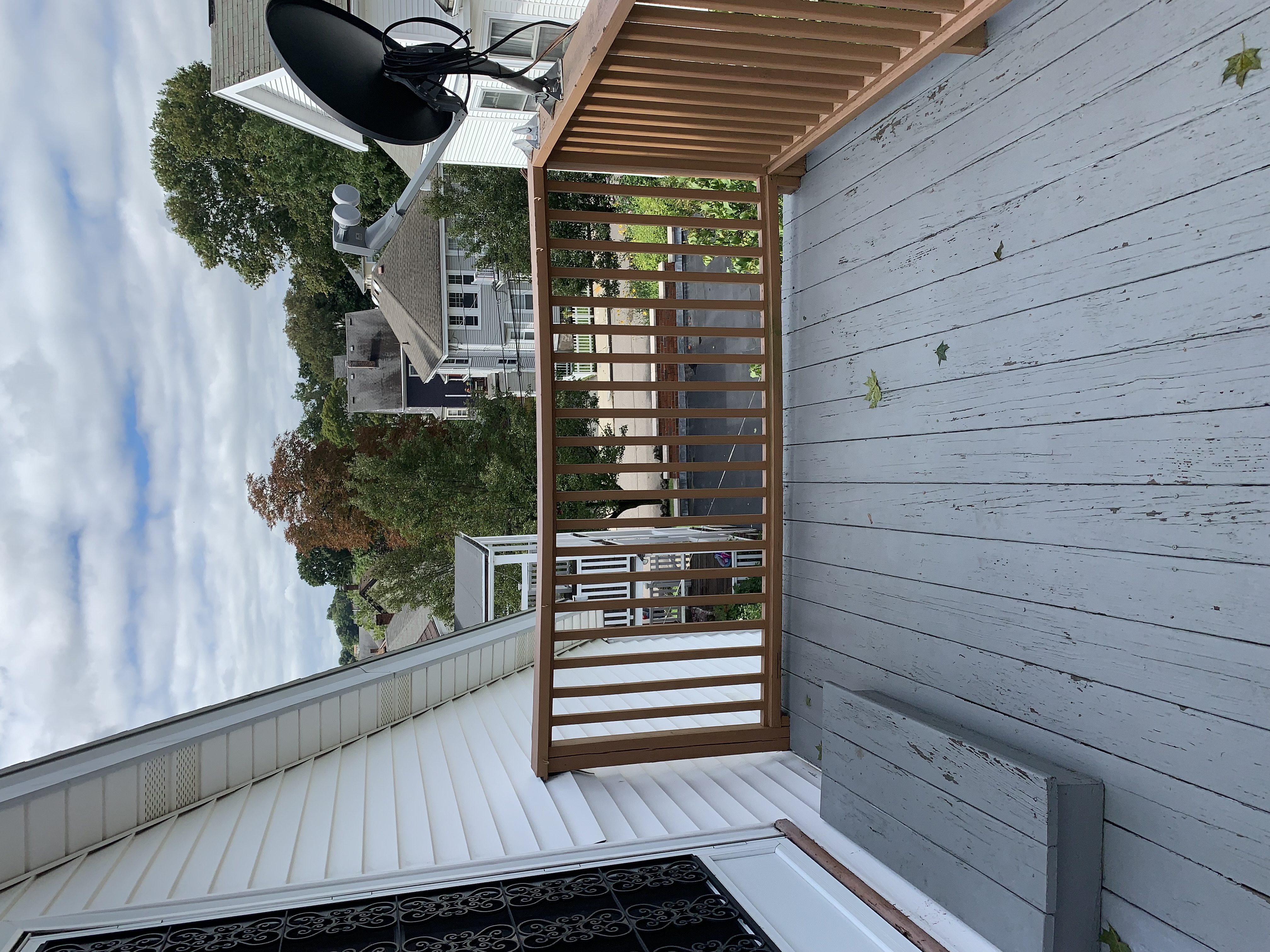 127 Selwyn St, Roslindale