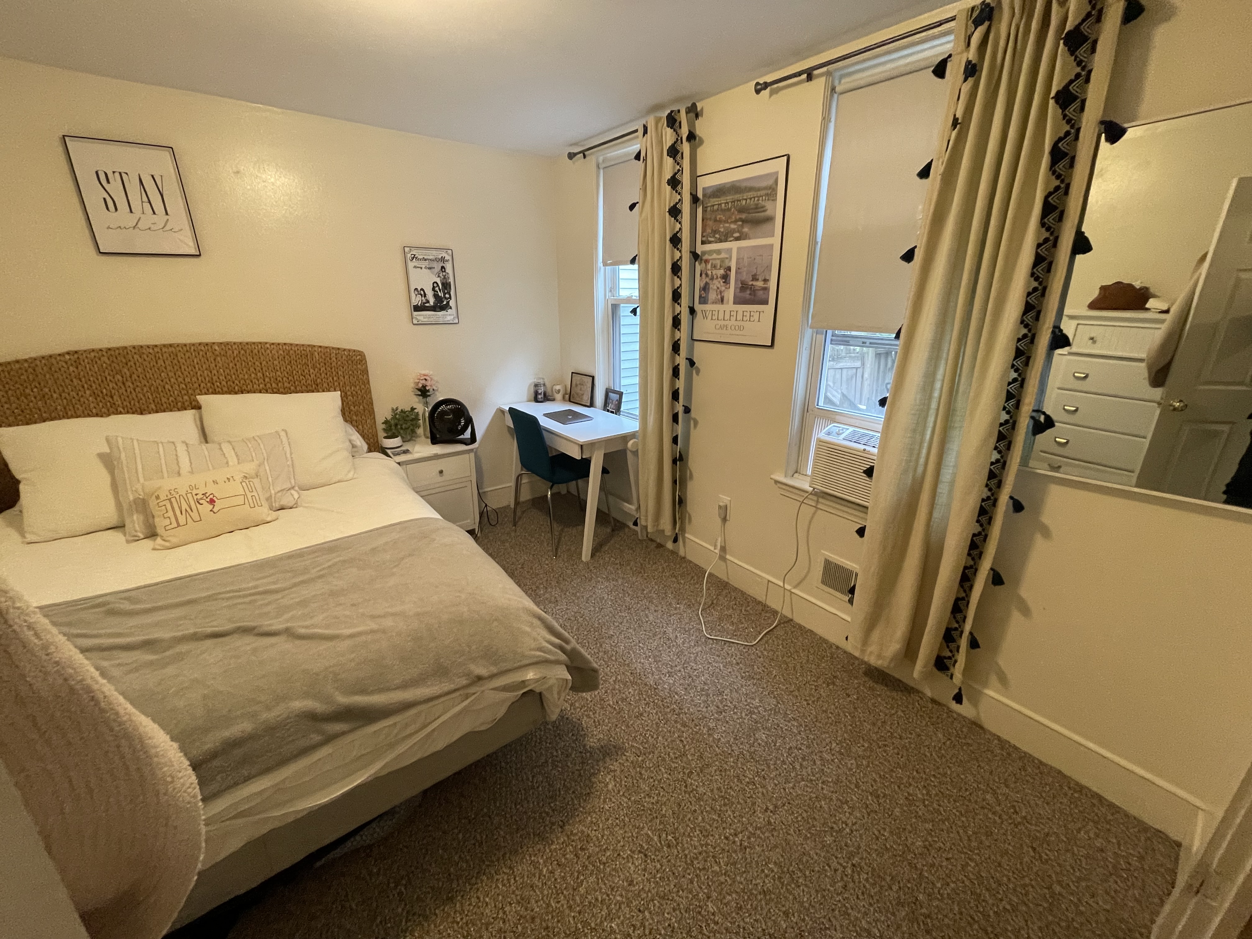 218 8th St, South Boston