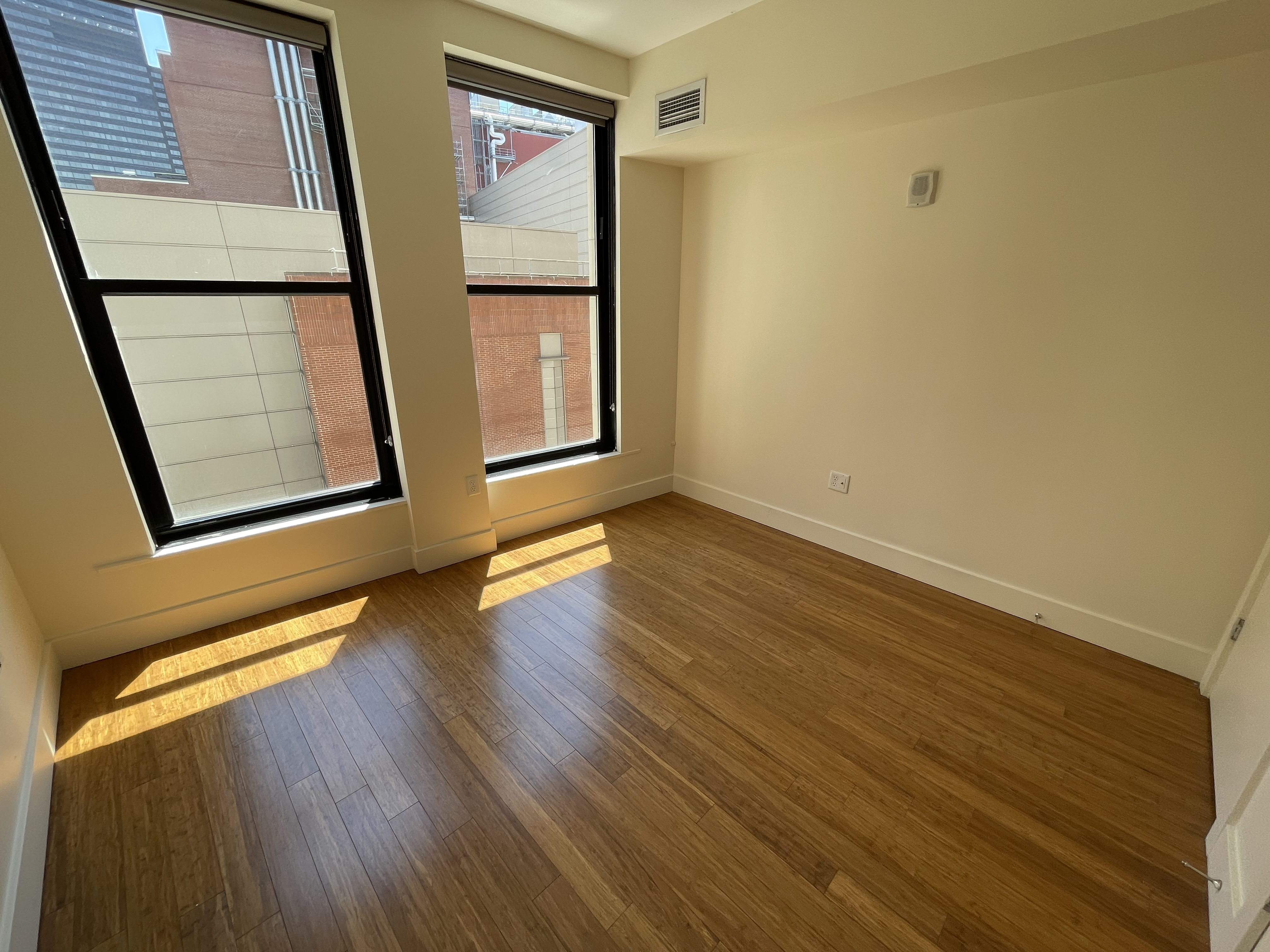 8 Winter St, Midtown