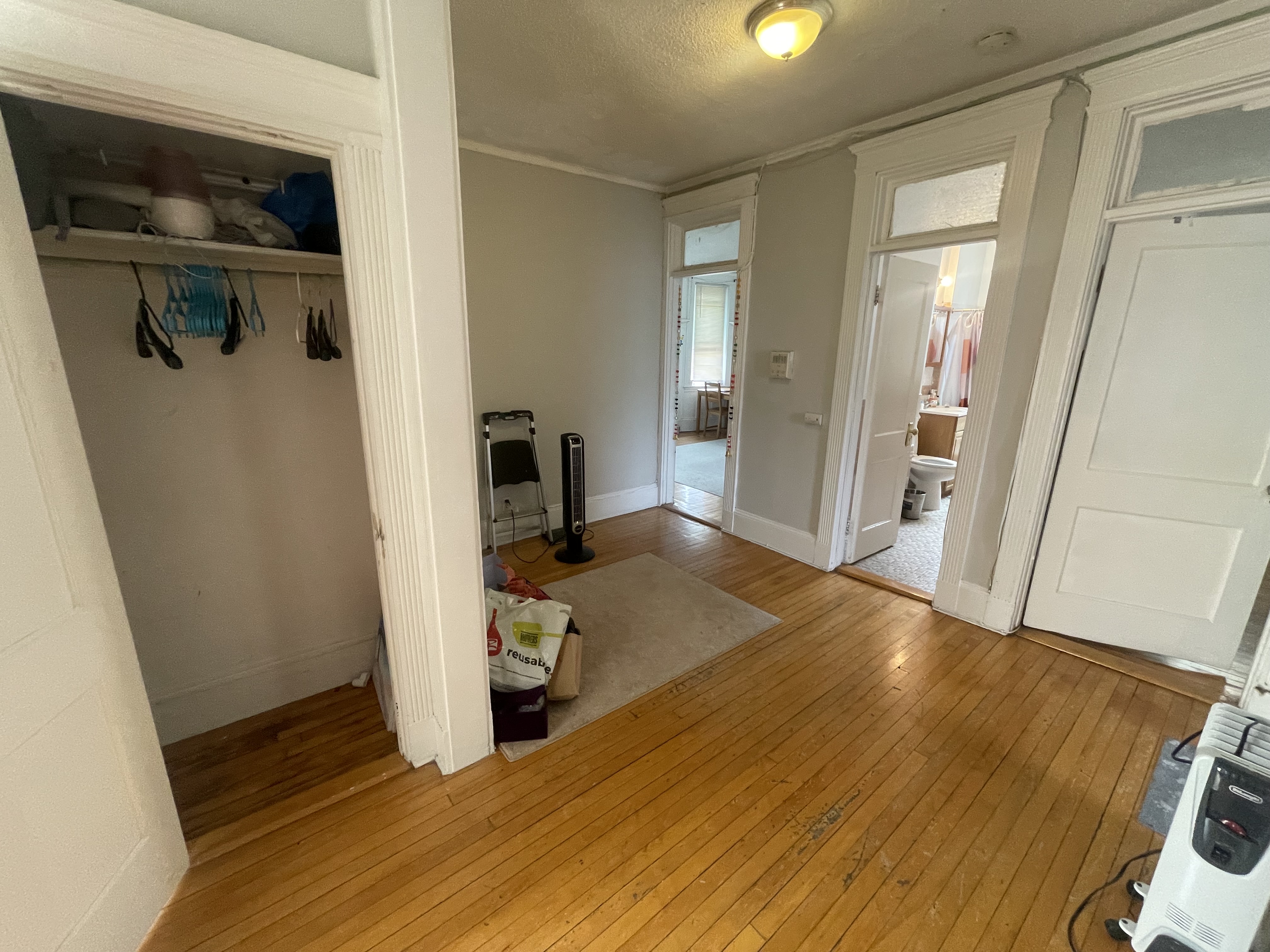 32 Glenville Ave, Allston