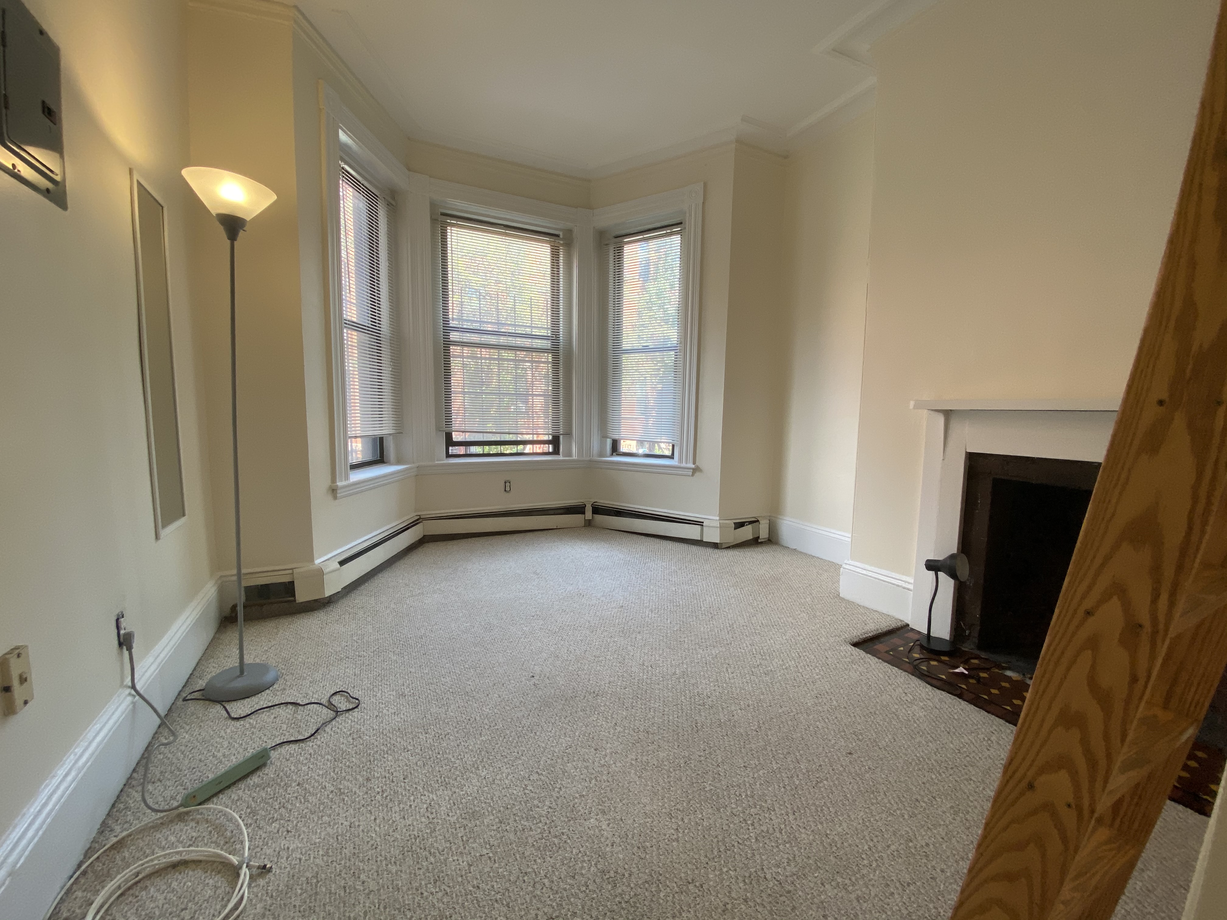 10 Symphony Rd, Fenway