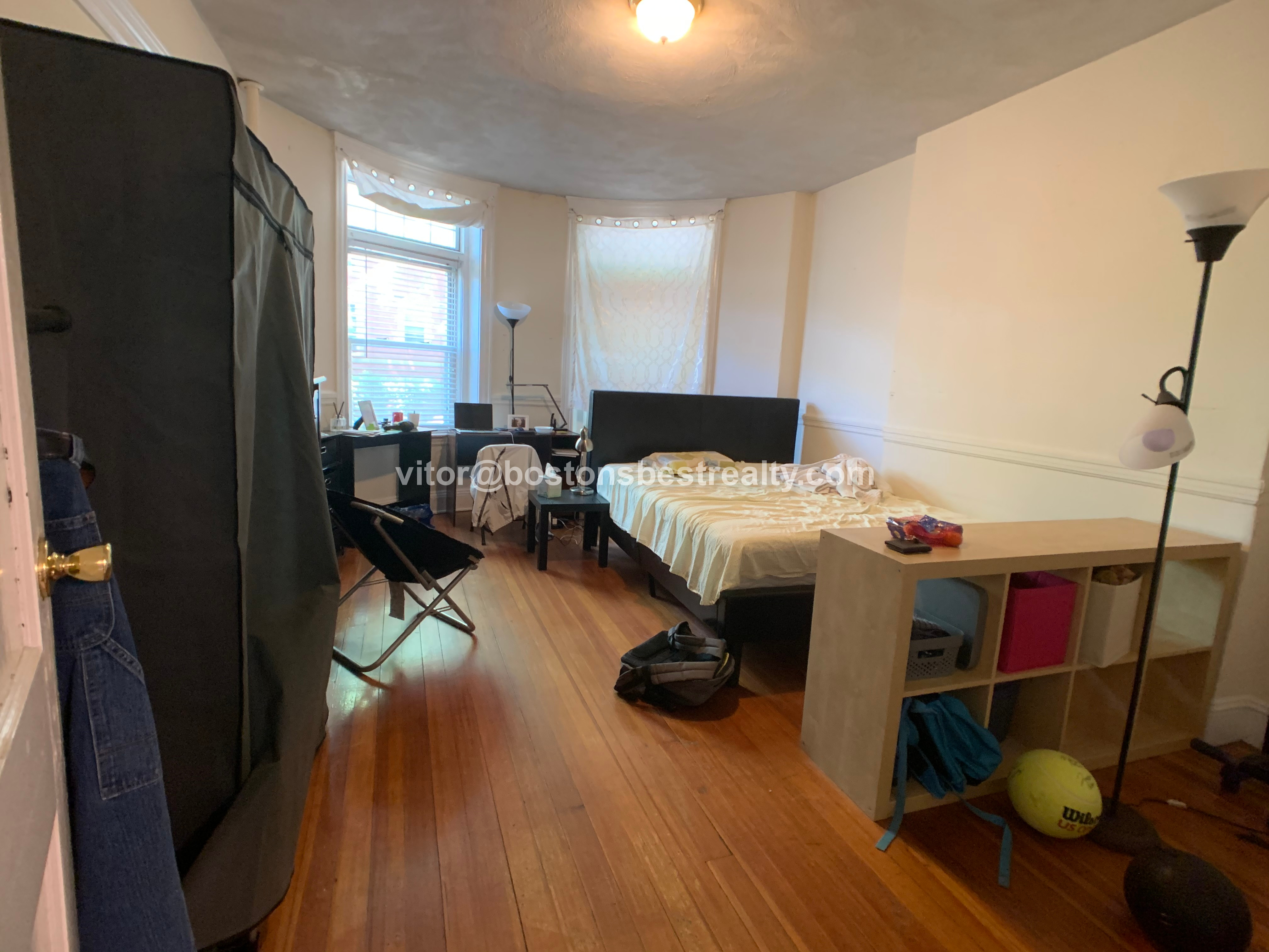 20 Strathmore Rd, Washington Square