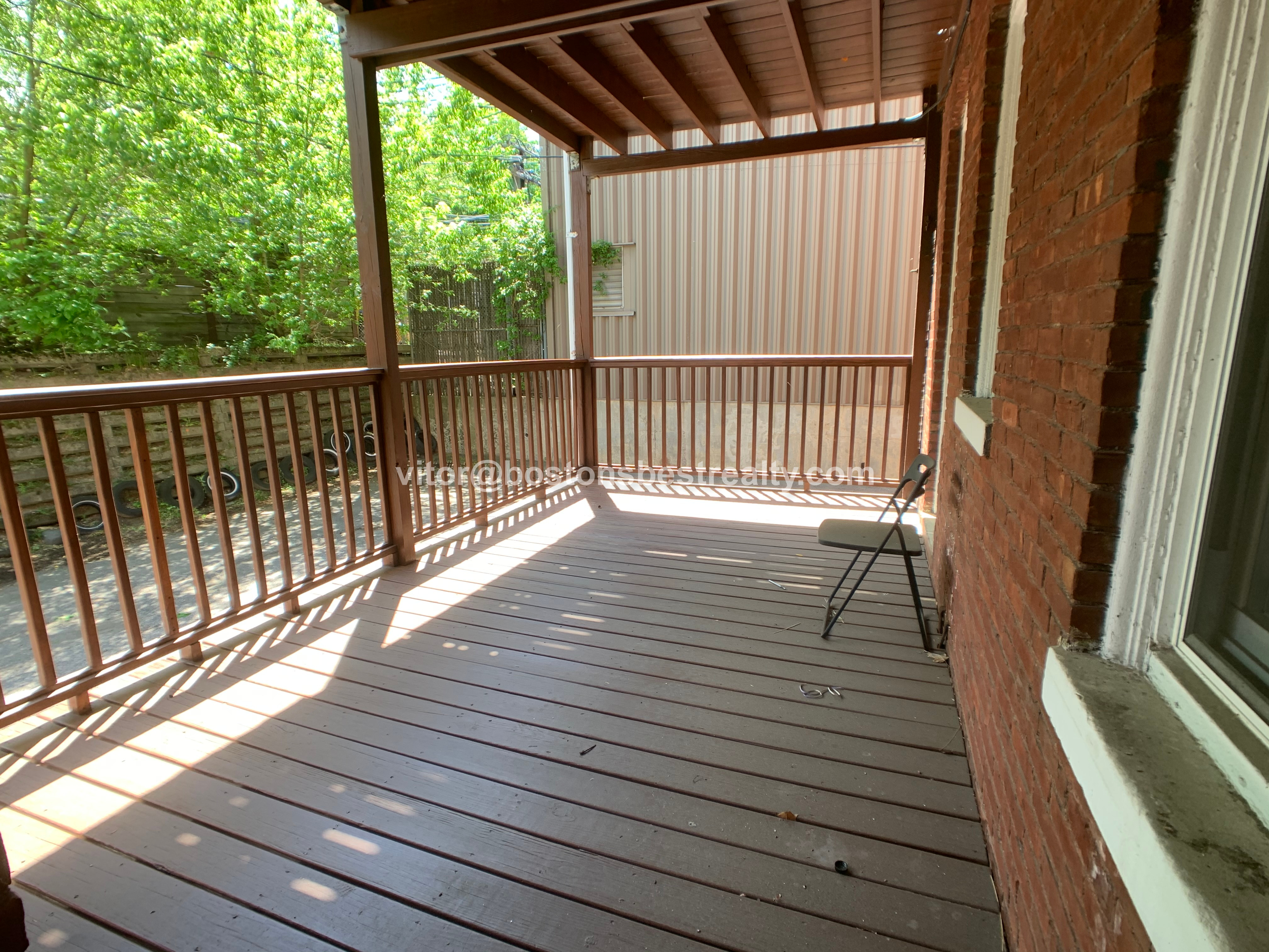 20 Strathmore Rd, Washington Square