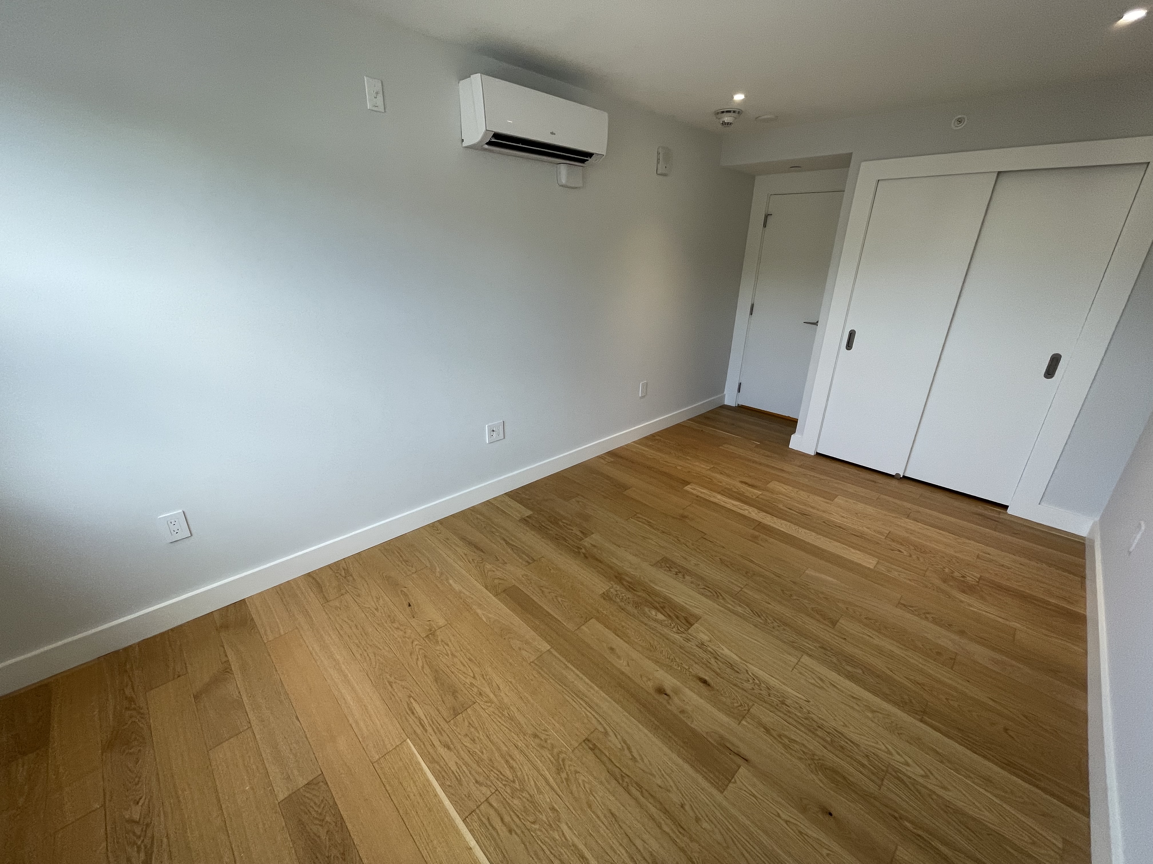 1410 Columbia Rd, South Boston